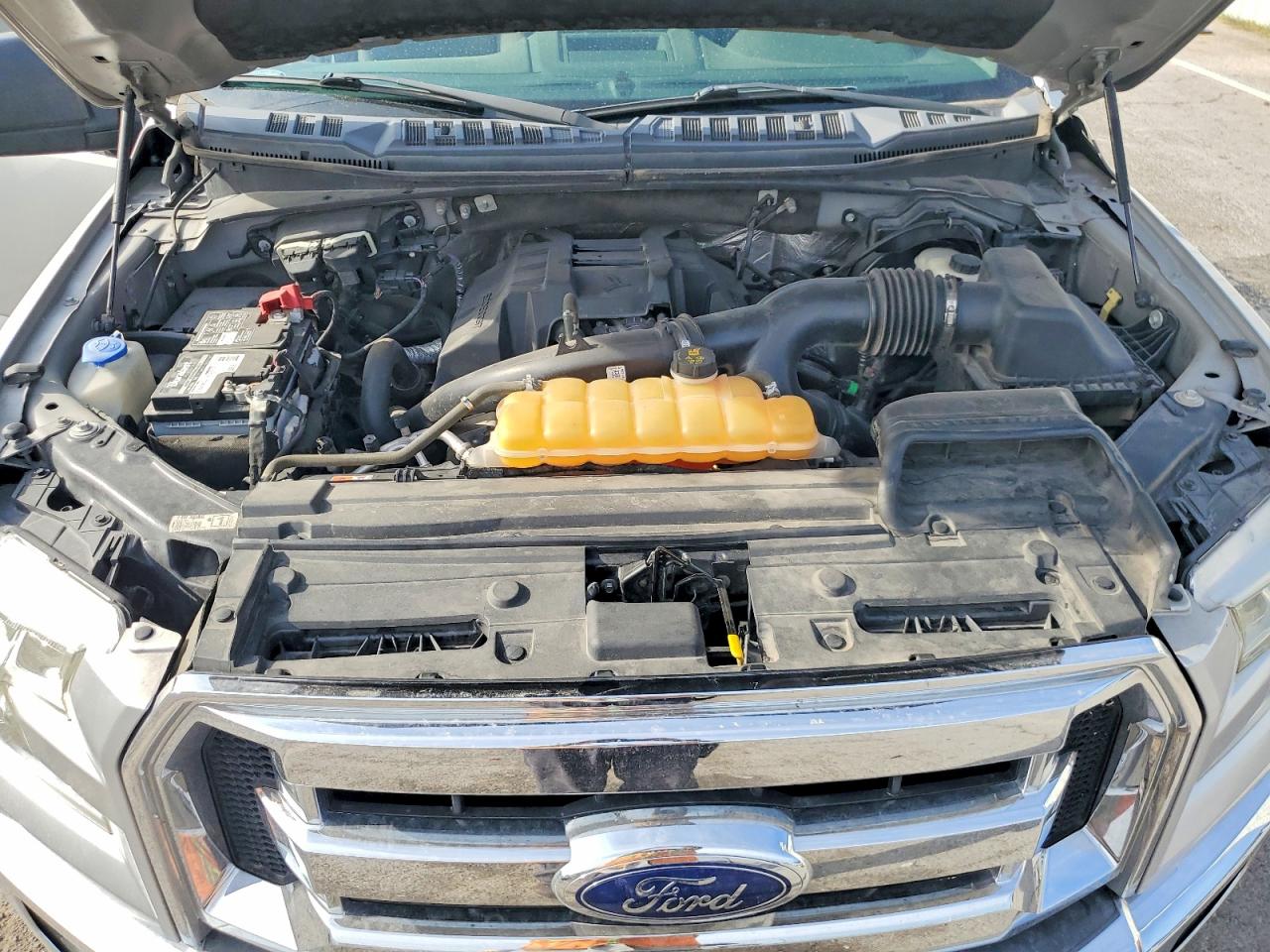 2015 Ford F150 Super Cab Silver vin: 1FTEX1EP8FKD68663