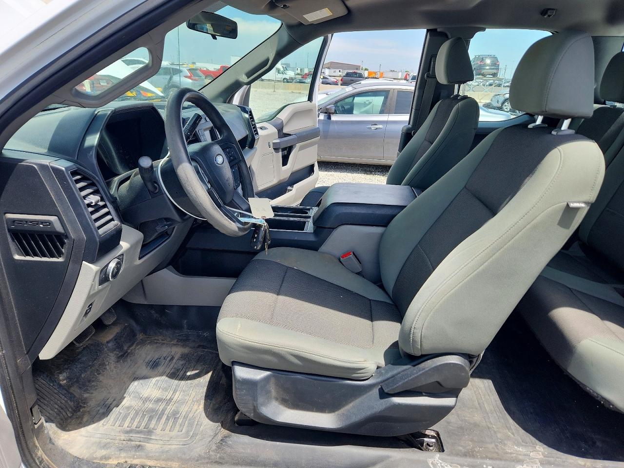2015 Ford F150 Super Cab White vin: 1FTEX1EP8FKE21796