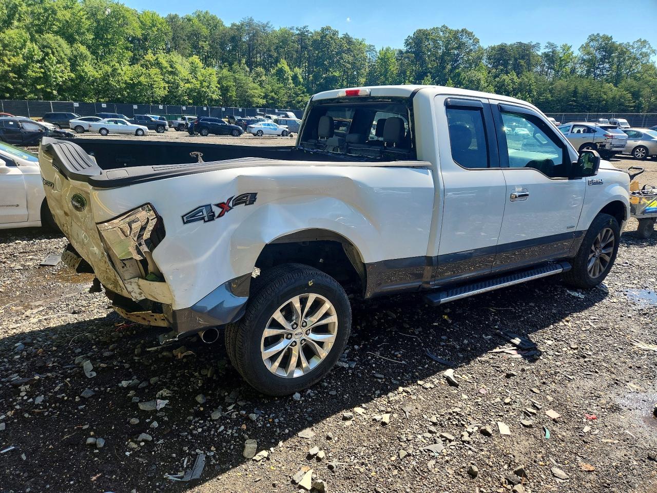 2015 Ford F150 Super Cab Белый vin: 1FTEX1EP9FFD11414