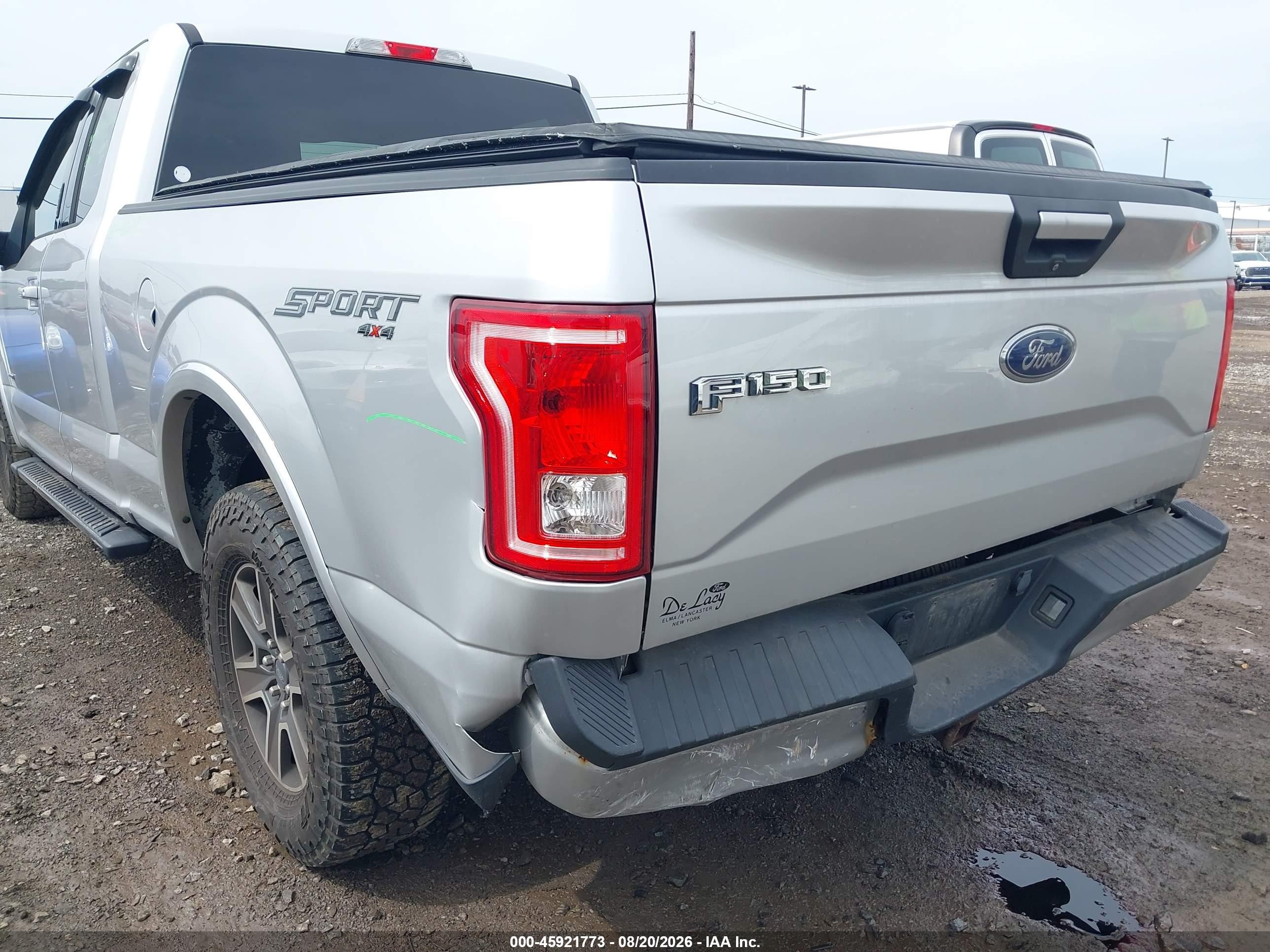 2015 Ford F-150 Xlt Silver vin: 1FTEX1EPXFFB80302