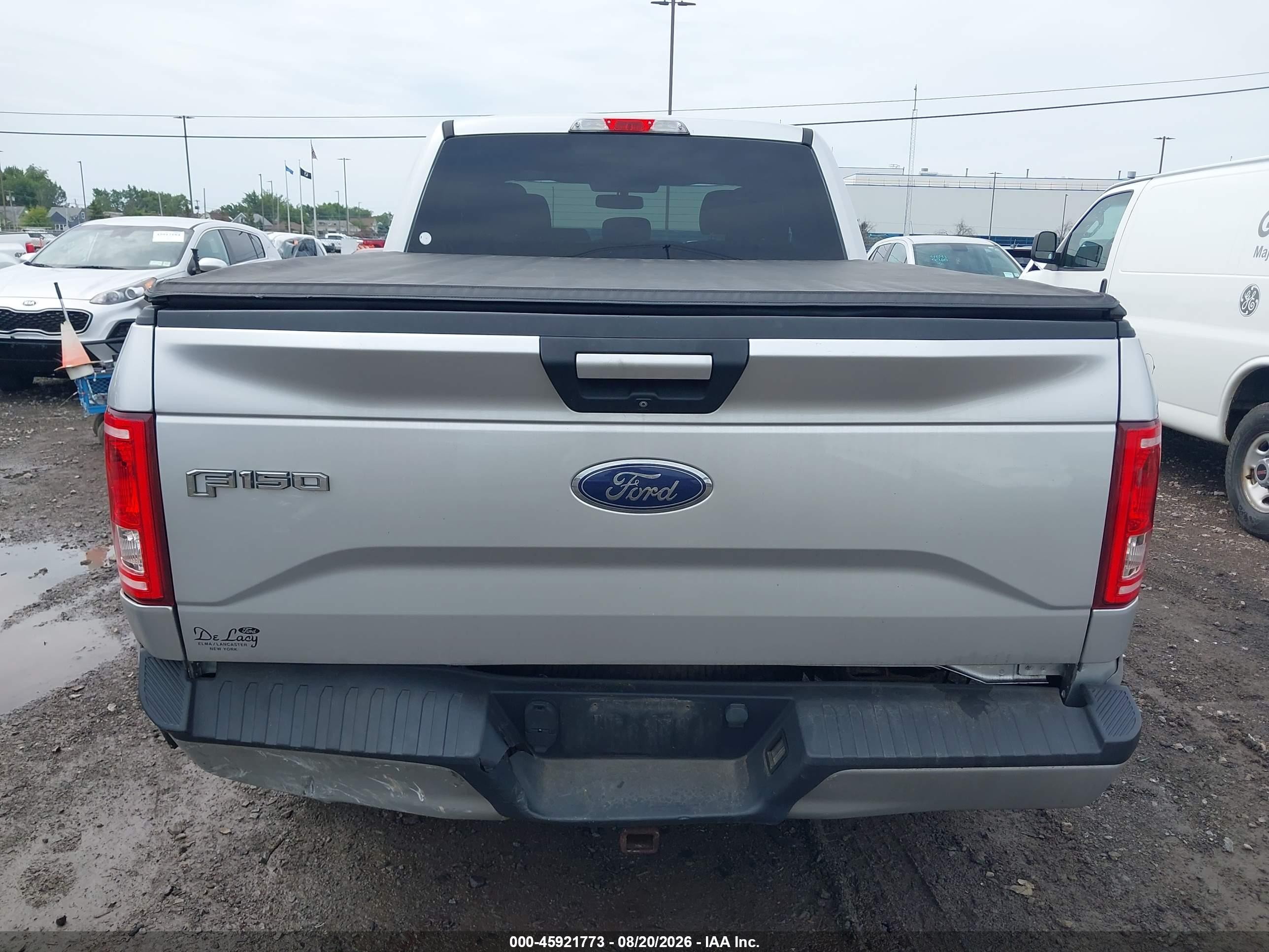 2015 Ford F-150 Xlt Silver vin: 1FTEX1EPXFFB80302