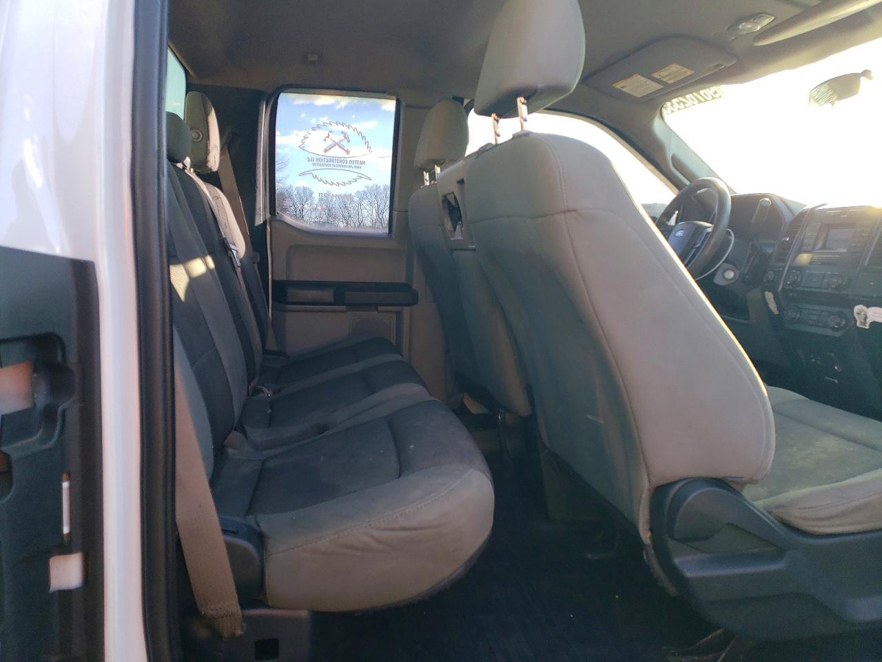 2015 Ford F150 Super Cab White vin: 1FTEX1EPXFFC01665