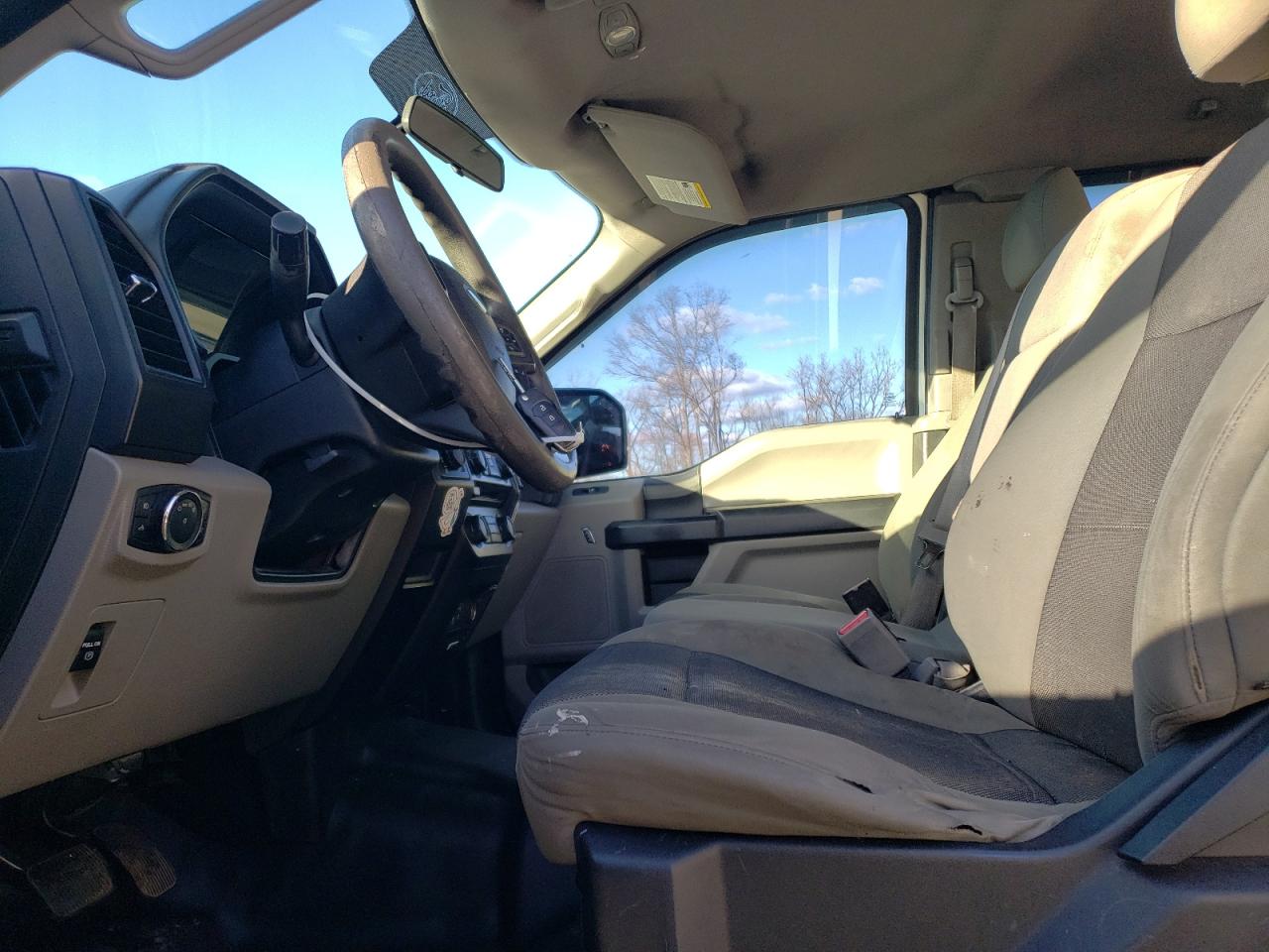2015 Ford F150 Super Cab White vin: 1FTEX1EPXFFC01665 Damage: Left Front Seat Cushion, Torn, 4 To 5 Inches