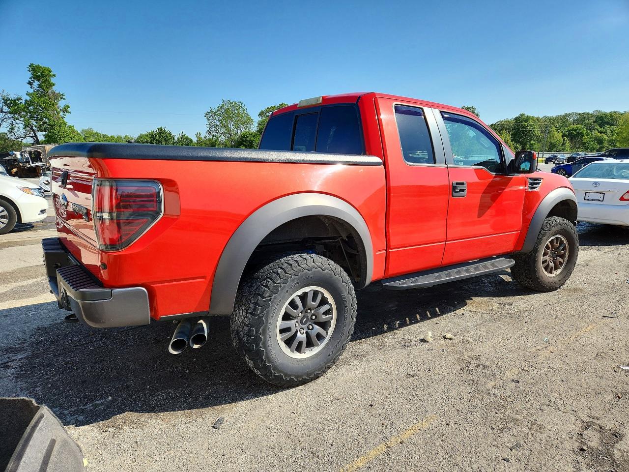2010 Ford F150 Super Cab Red vin: 1FTEX1EVXAFA58952