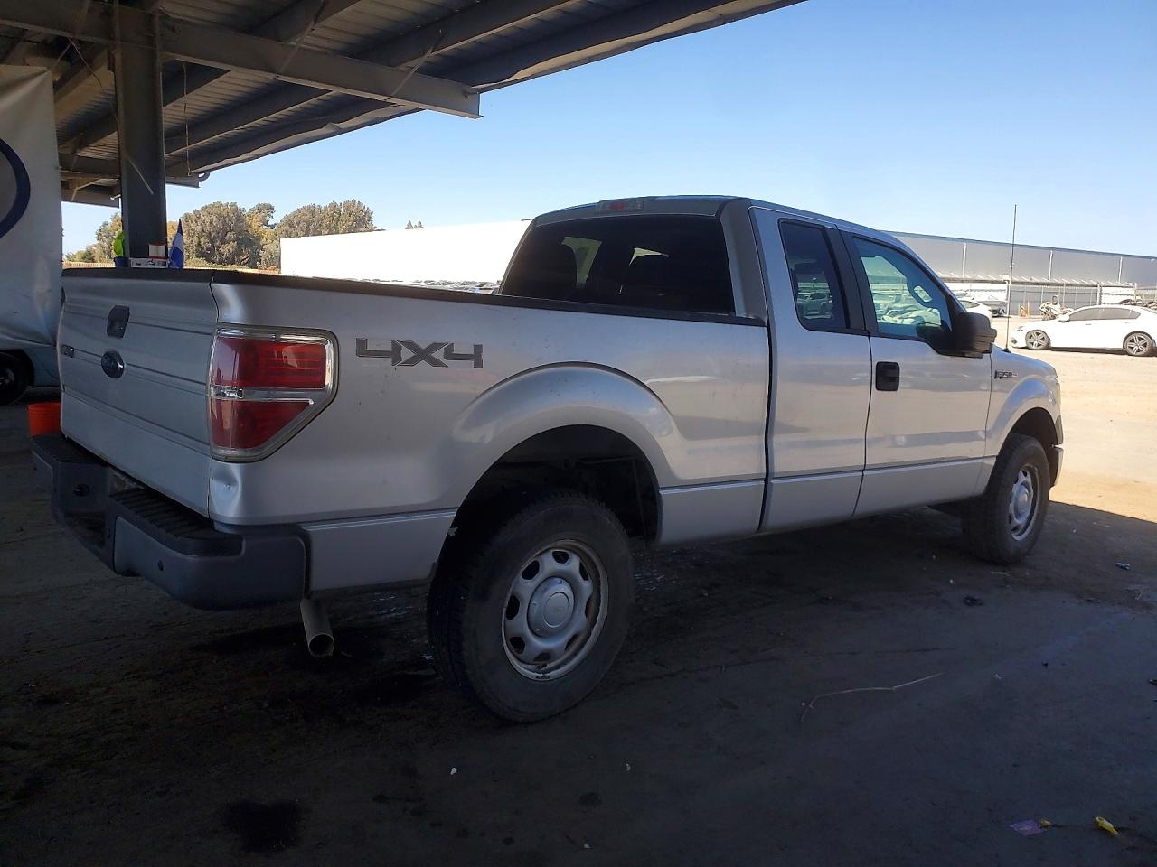 2010 Ford F150 Super Cab Silver vin: 1FTEX1EW0AKE47664