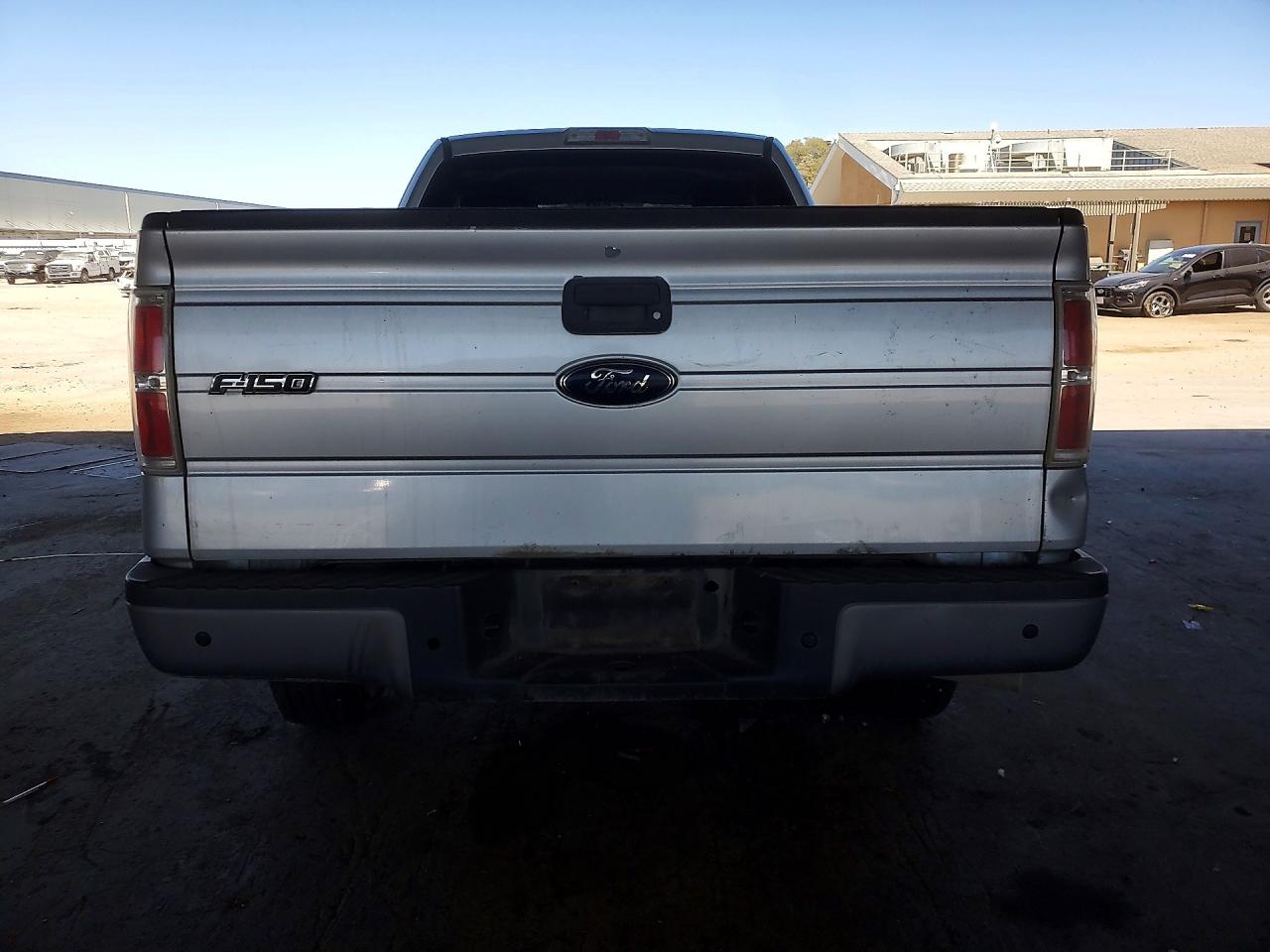 2010 Ford F150 Super Cab Silver vin: 1FTEX1EW0AKE47664
