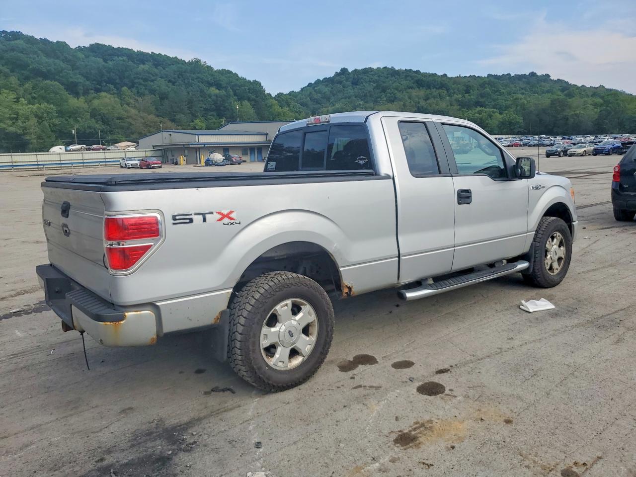 2010 Ford F150 Super Cab Silver vin: 1FTEX1EW1AFA11608