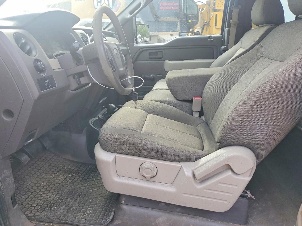 2010 Ford F150 Super Cab Silver vin: 1FTEX1EW1AFA11608