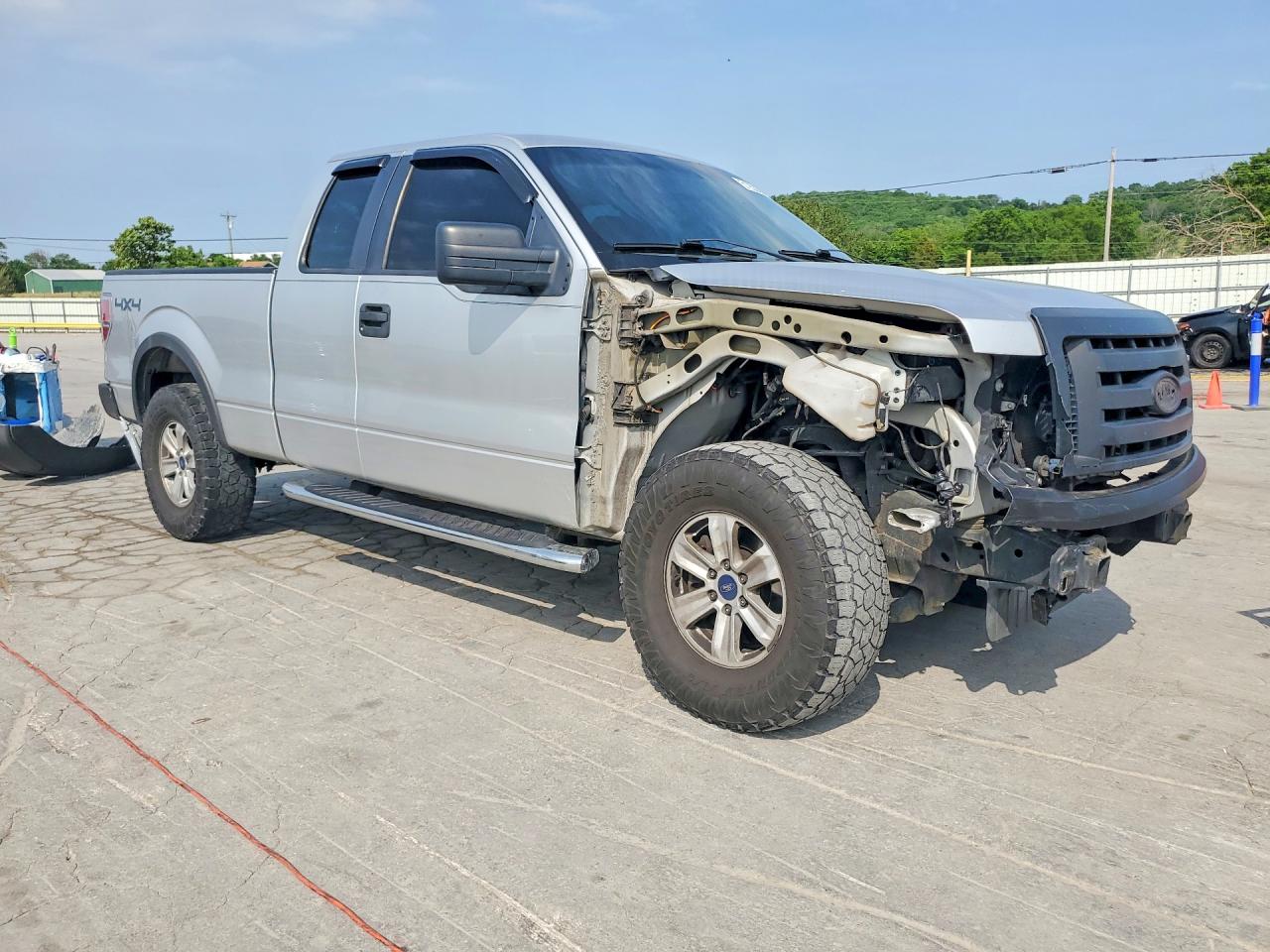 2010 Ford F150 Super Cab Silver vin: 1FTEX1EW3AFD53030