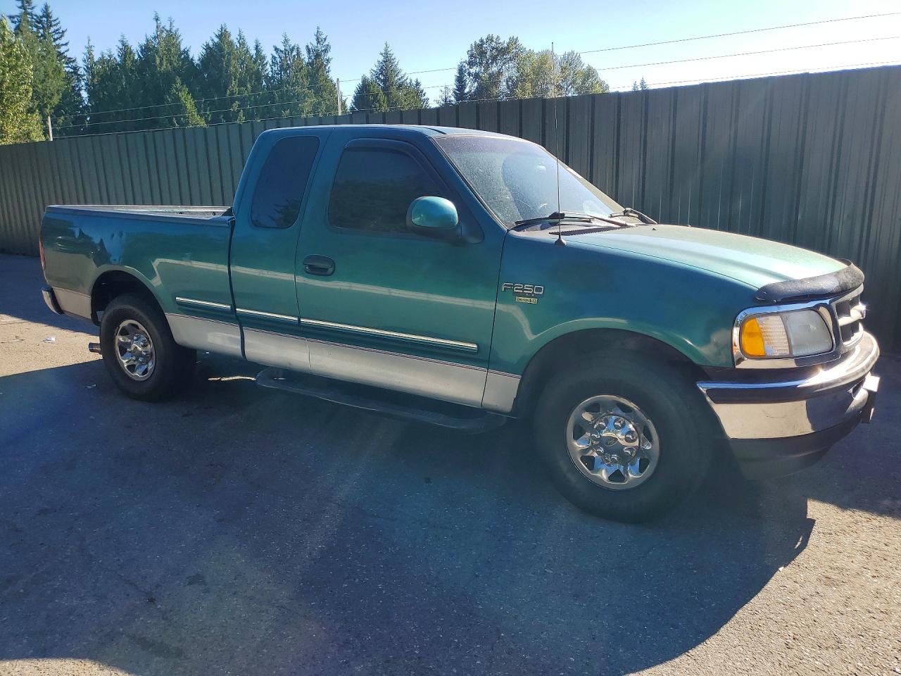 1998 Ford F250 Green vin: 1FTEX2762WNA00018