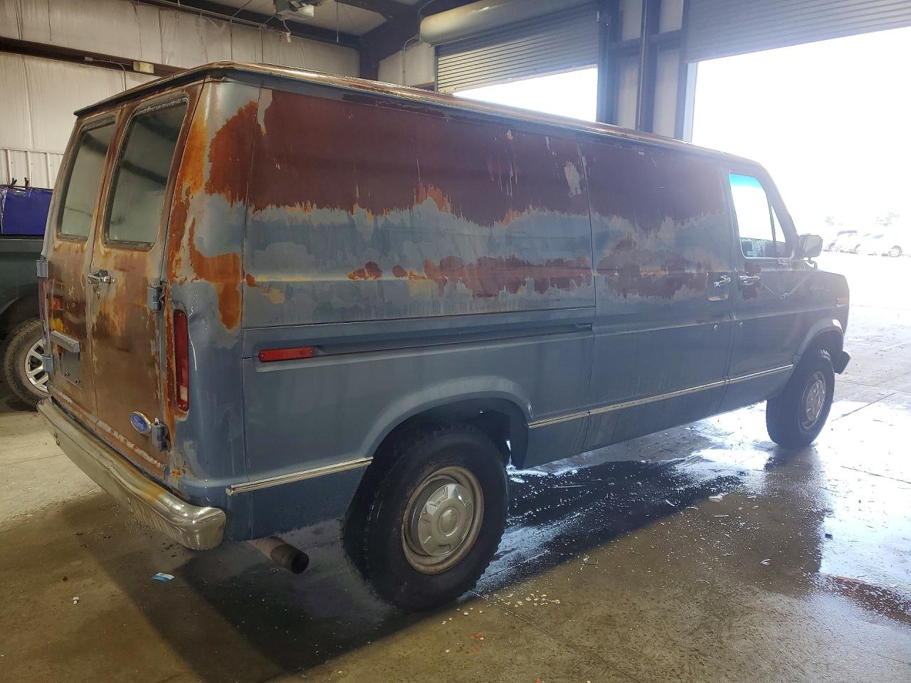 1989 Ford Econoline E250 Van Синий vin: 1FTFE24H8KHC29408