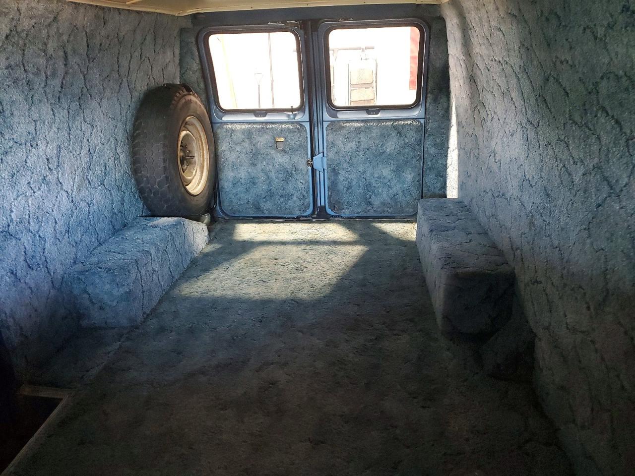 1989 Ford Econoline E250 Van Синий vin: 1FTFE24H8KHC29408