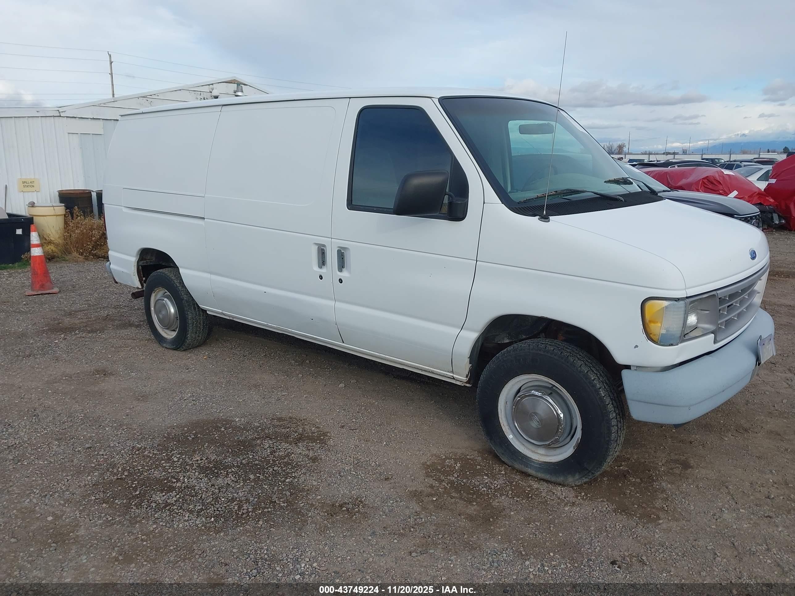 1996 Ford Econoline E250 Van White vin: 1FTFE24Y4THA02282