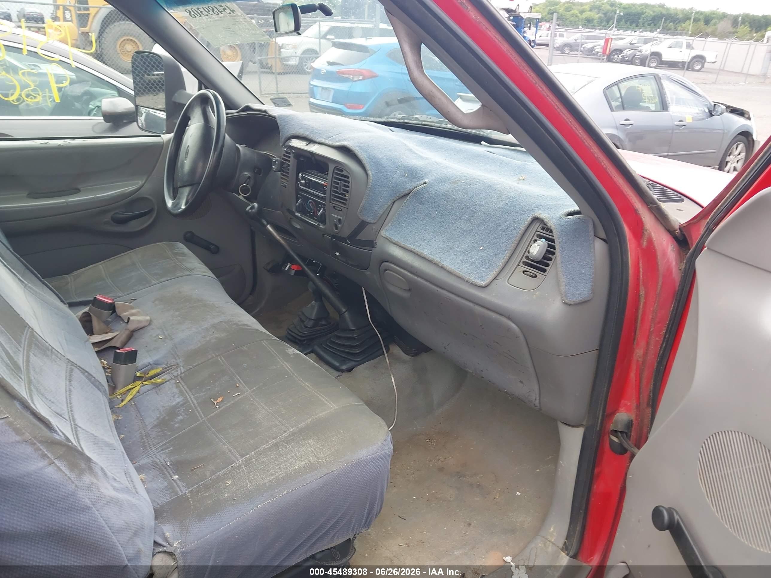 1997 Ford F-250 Standard Lariat/standard/xl/xlt Red vin: 1FTFF2862VNB56614