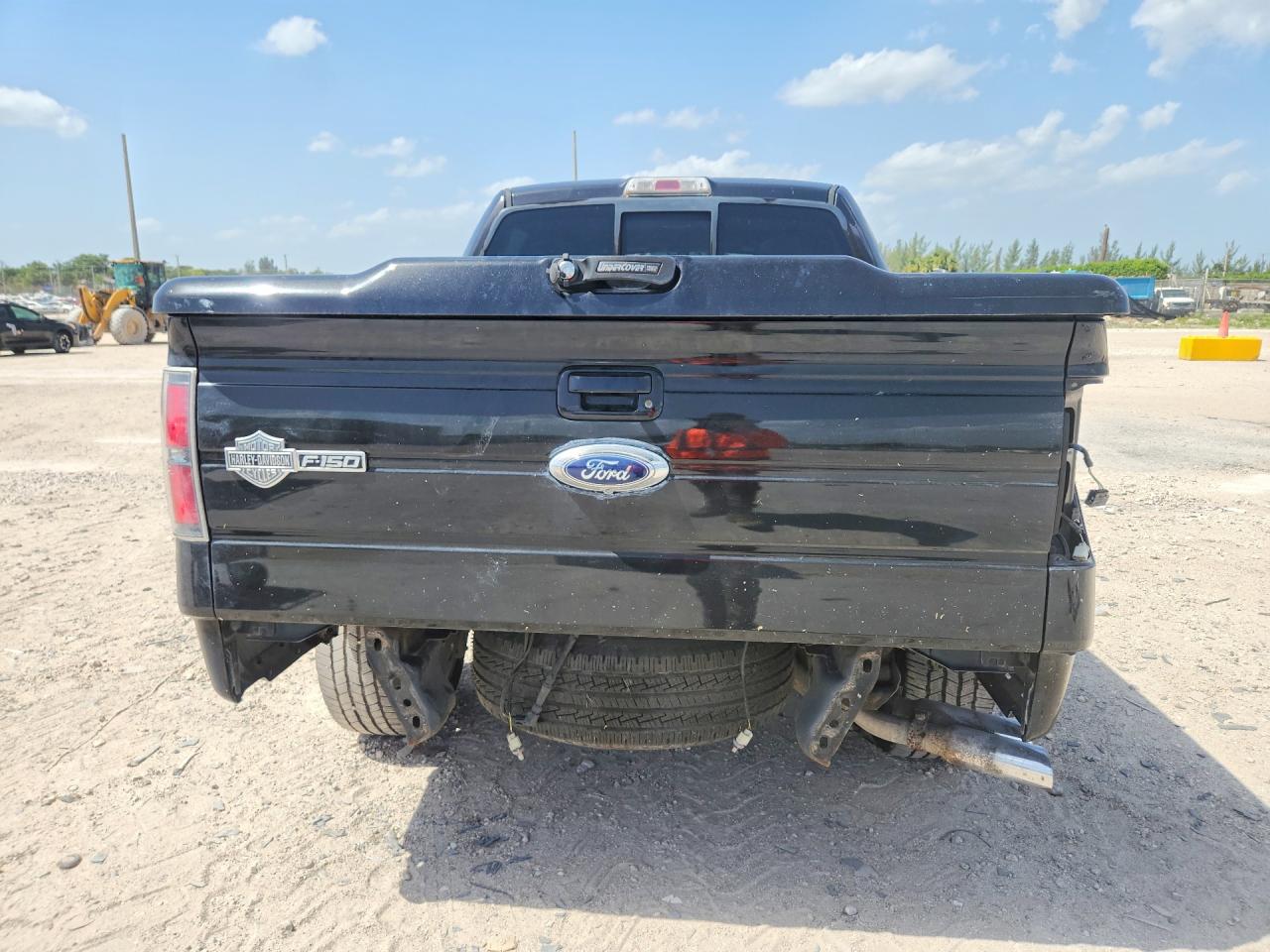 2011 Ford F150 Supercrew Black vin: 1FTFW1C62BFB06075