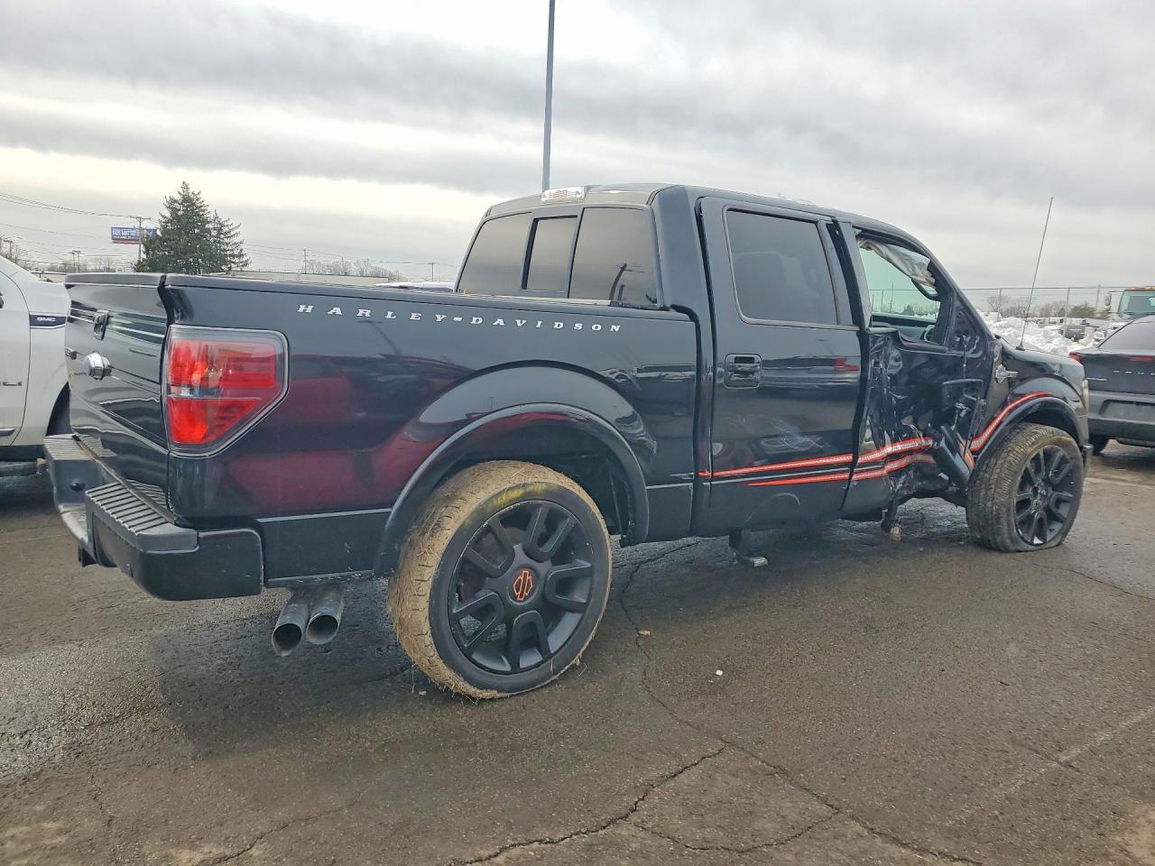 2011 Ford F150 Supercrew Black vin: 1FTFW1C66BFA34460