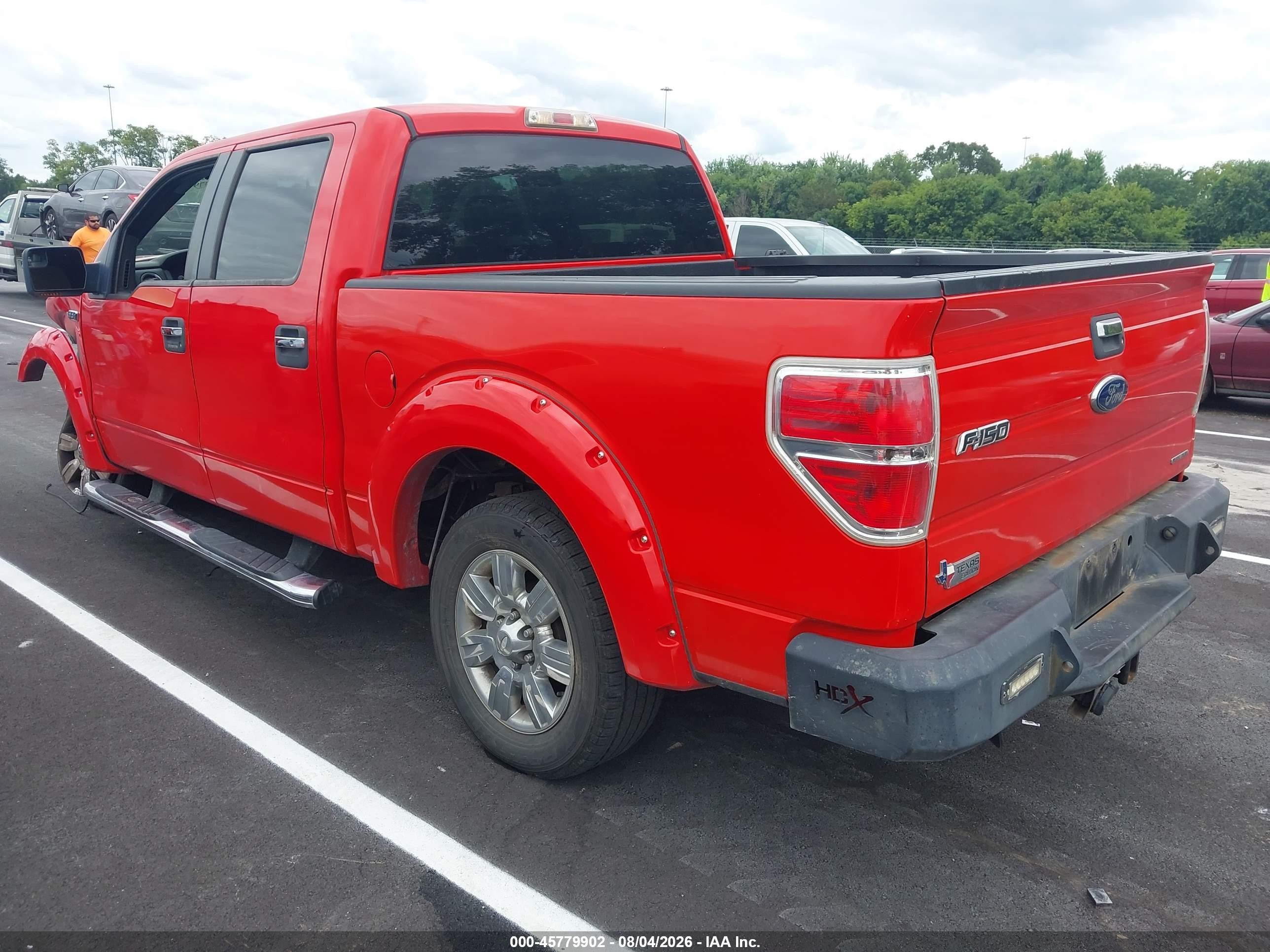 2011 Ford F-150 Xlt Red vin: 1FTFW1CF0BFA19825