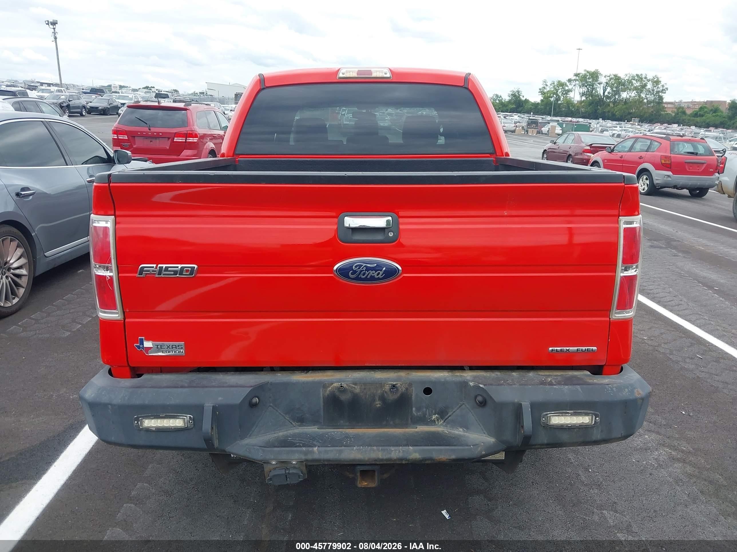 2011 Ford F-150 Xlt Red vin: 1FTFW1CF0BFA19825