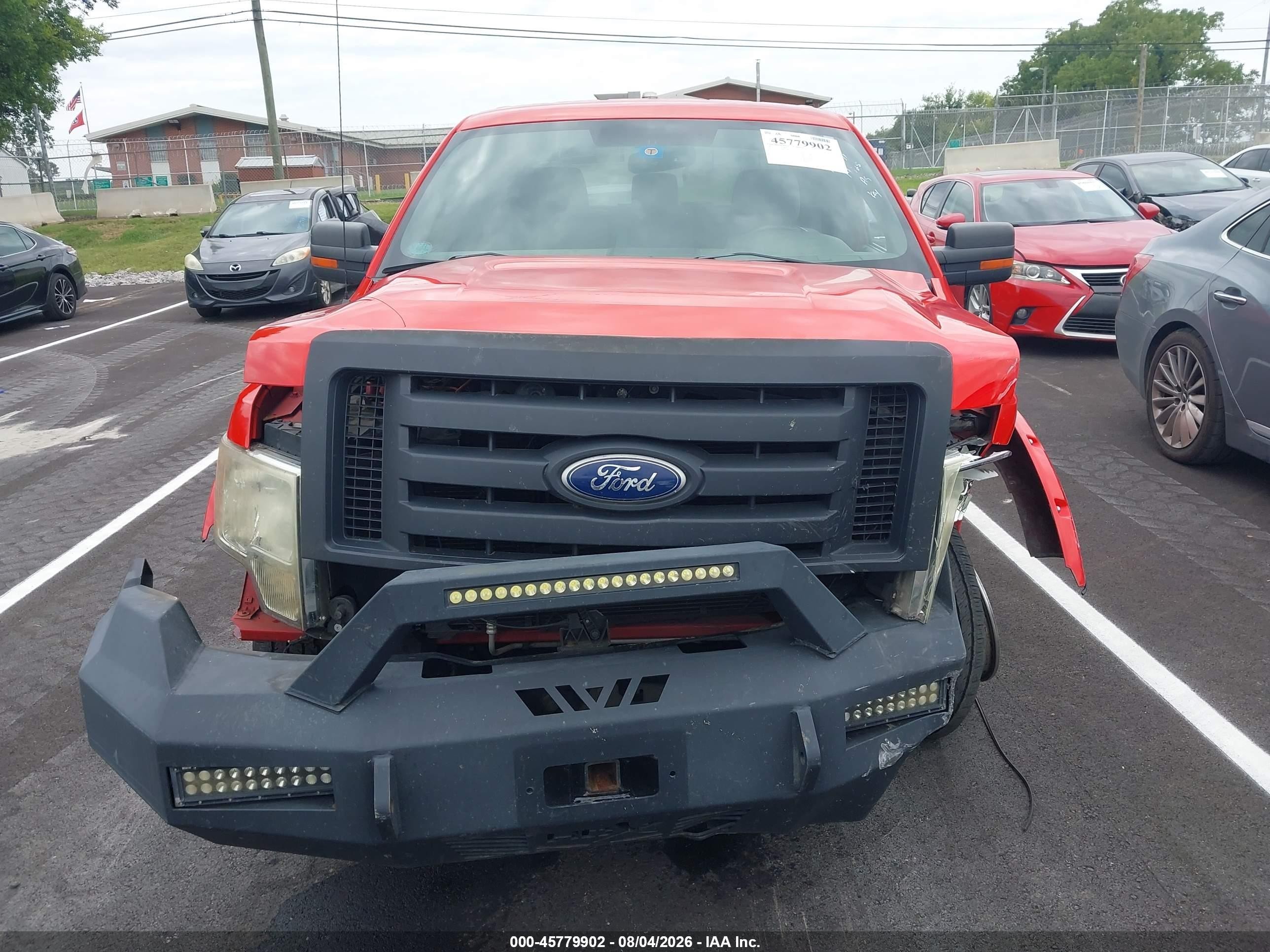 2011 Ford F-150 Xlt Red vin: 1FTFW1CF0BFA19825