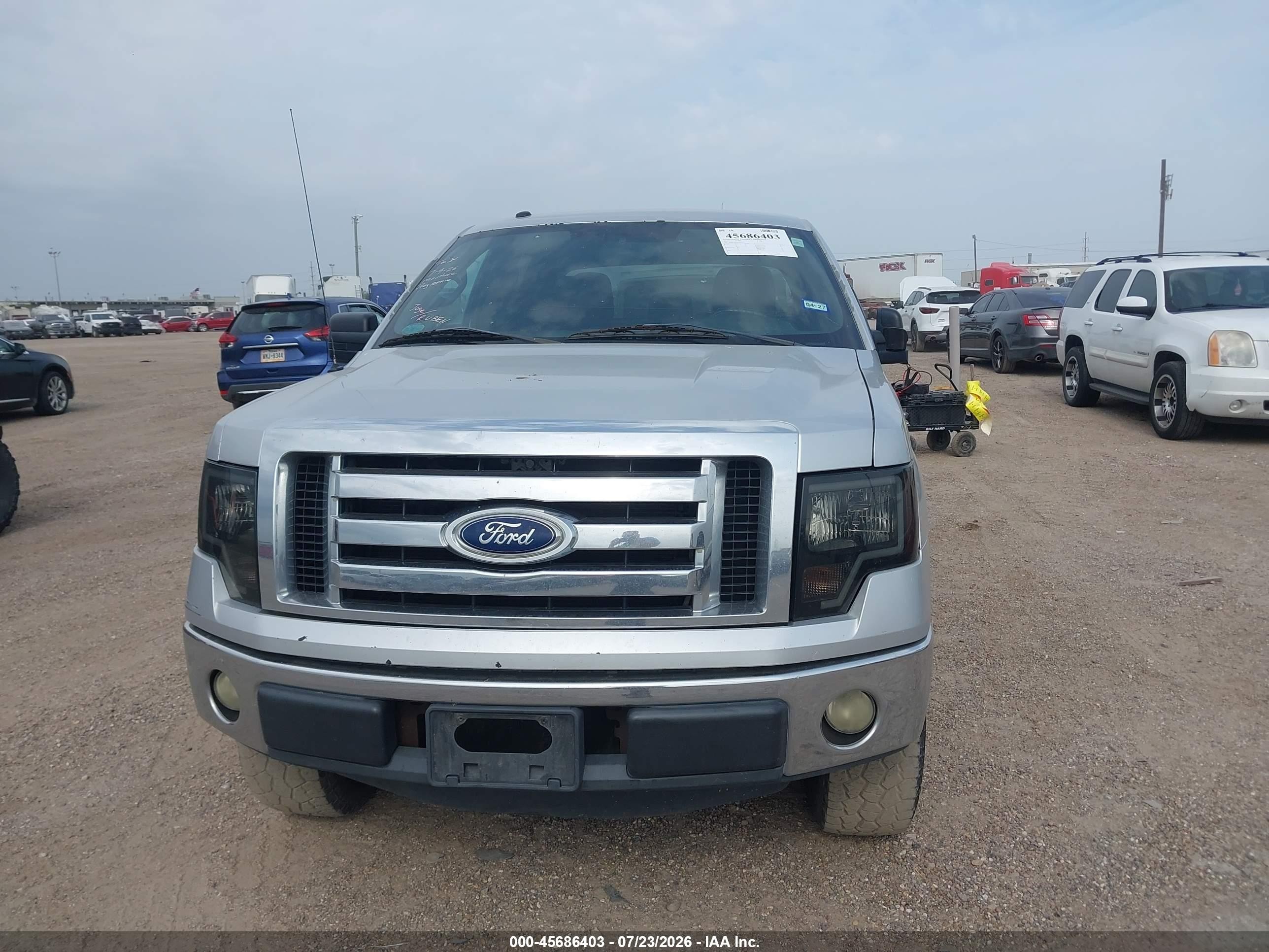 2011 Ford F-150 Xlt Серый vin: 1FTFW1CF0BFB56117