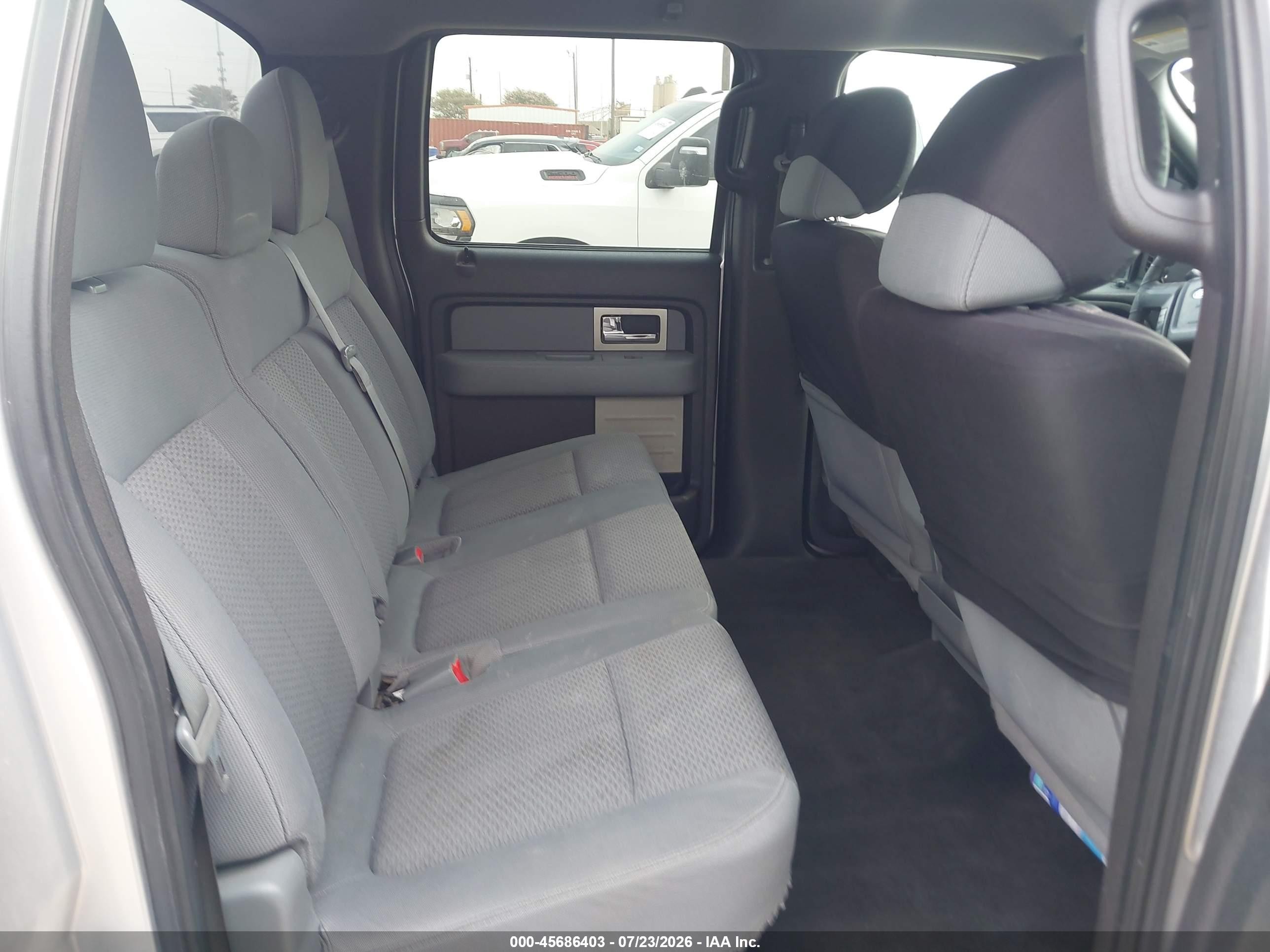 2011 Ford F-150 Xlt Серый vin: 1FTFW1CF0BFB56117