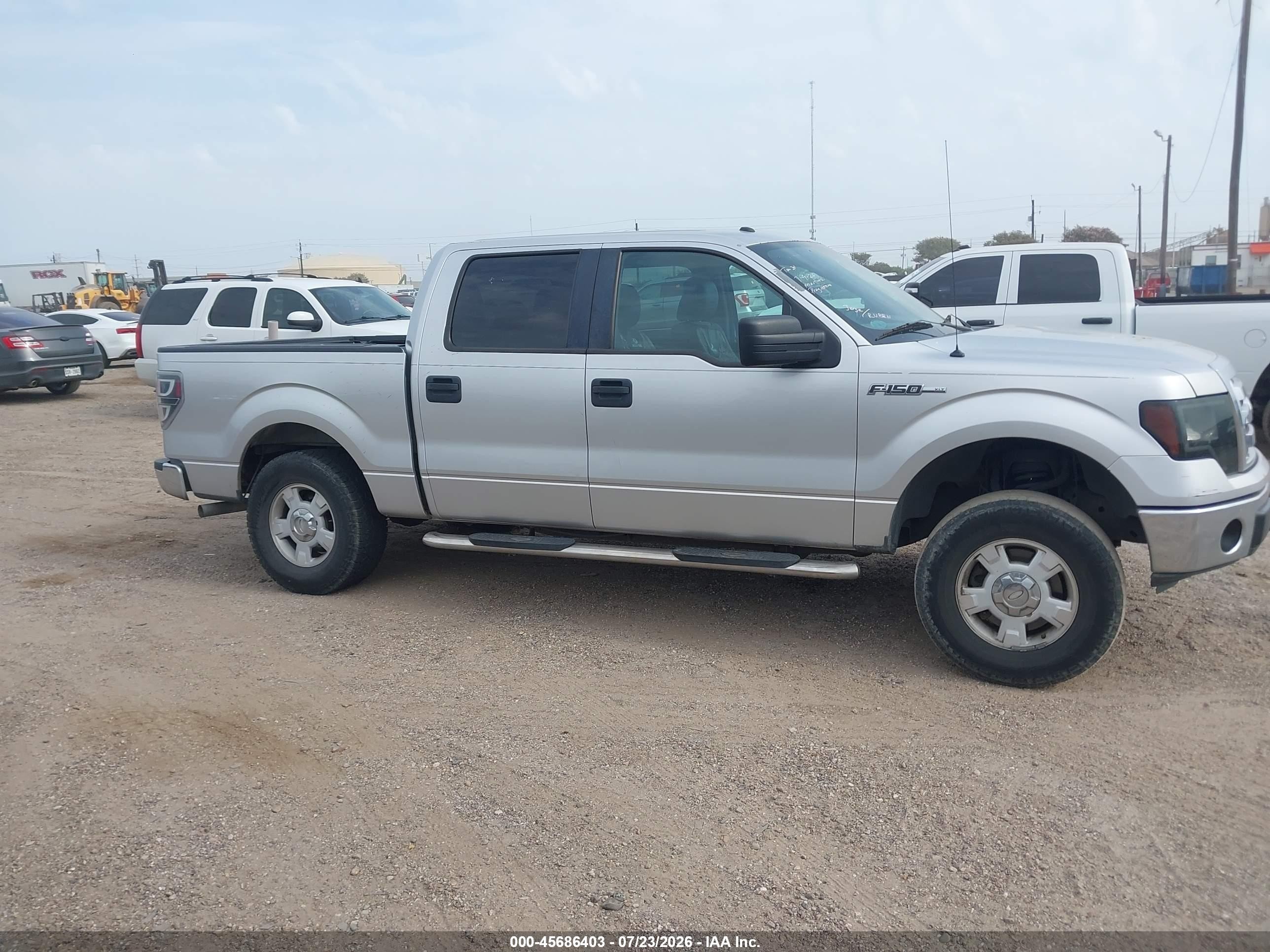 2011 Ford F-150 Xlt Серый vin: 1FTFW1CF0BFB56117