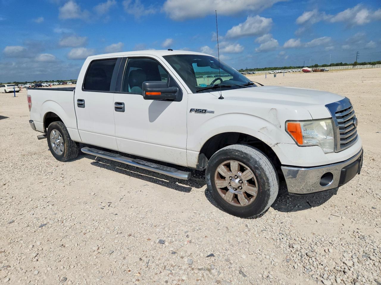 2011 Ford F150 Supercrew White vin: 1FTFW1CF0BFD27612