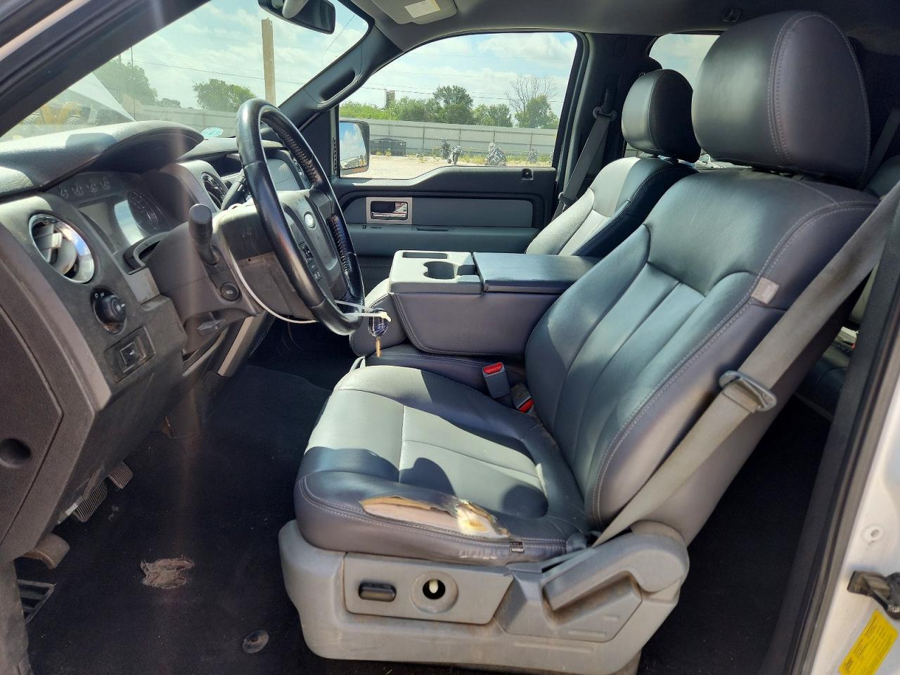 2011 Ford F150 Supercrew White vin: 1FTFW1CF0BFD27612