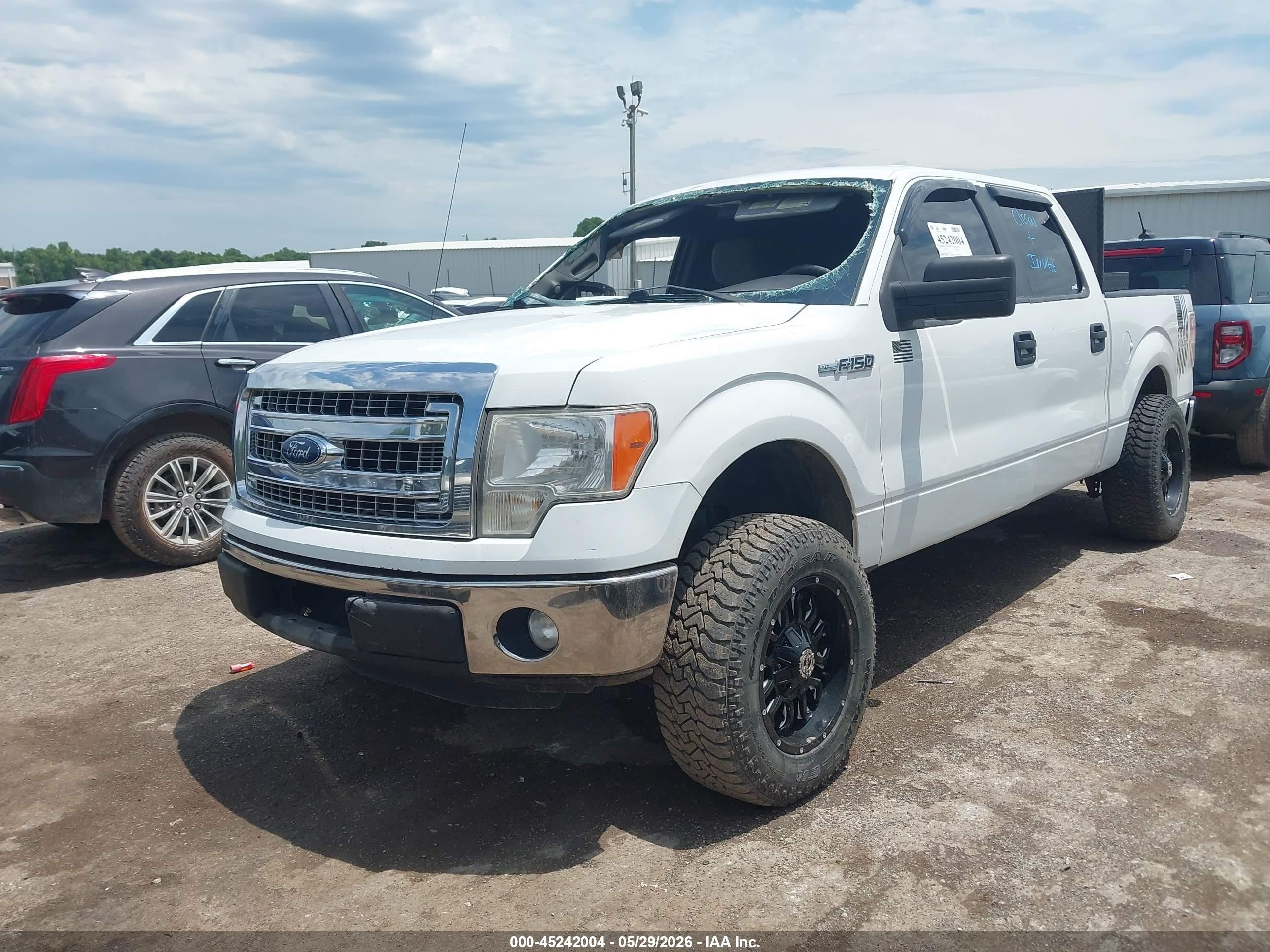 2013 Ford F-150 Xlt White vin: 1FTFW1CF0DFD49659