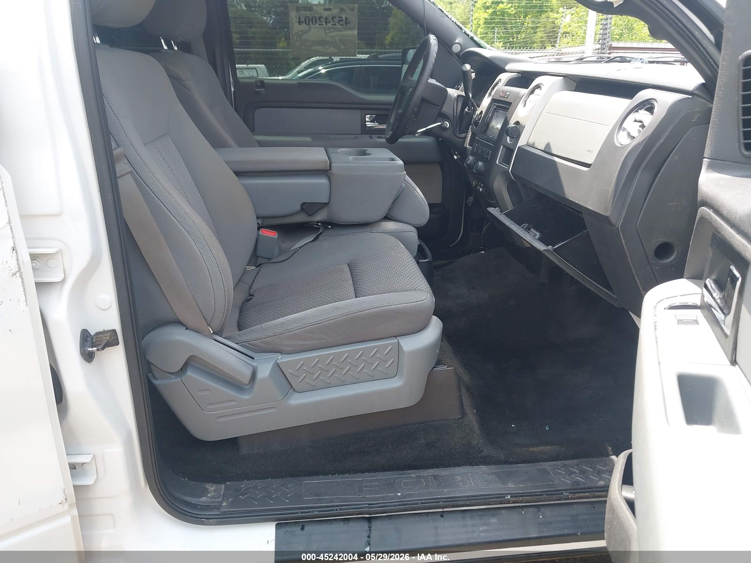 2013 Ford F-150 Xlt White vin: 1FTFW1CF0DFD49659