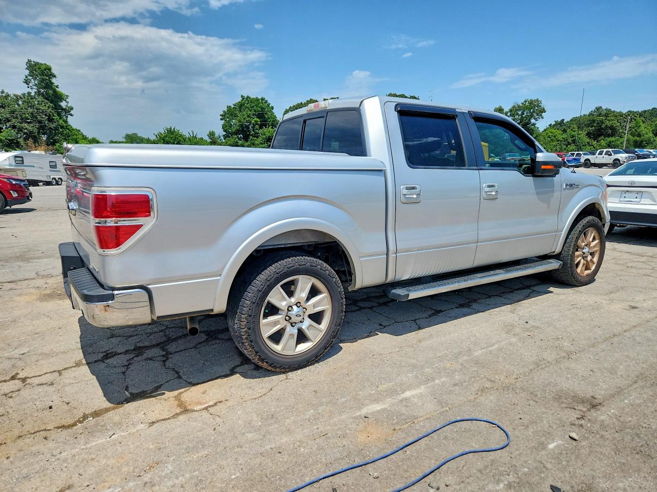 2011 Ford F150 Supercrew Silver vin: 1FTFW1CF1BFA19901