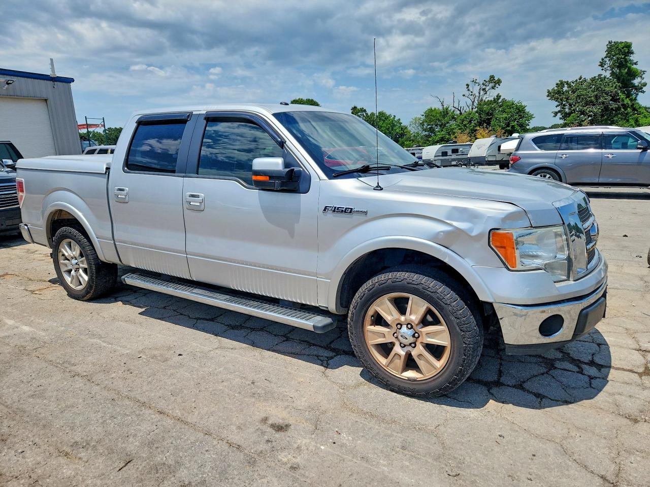 2011 Ford F150 Supercrew Silver vin: 1FTFW1CF1BFA19901