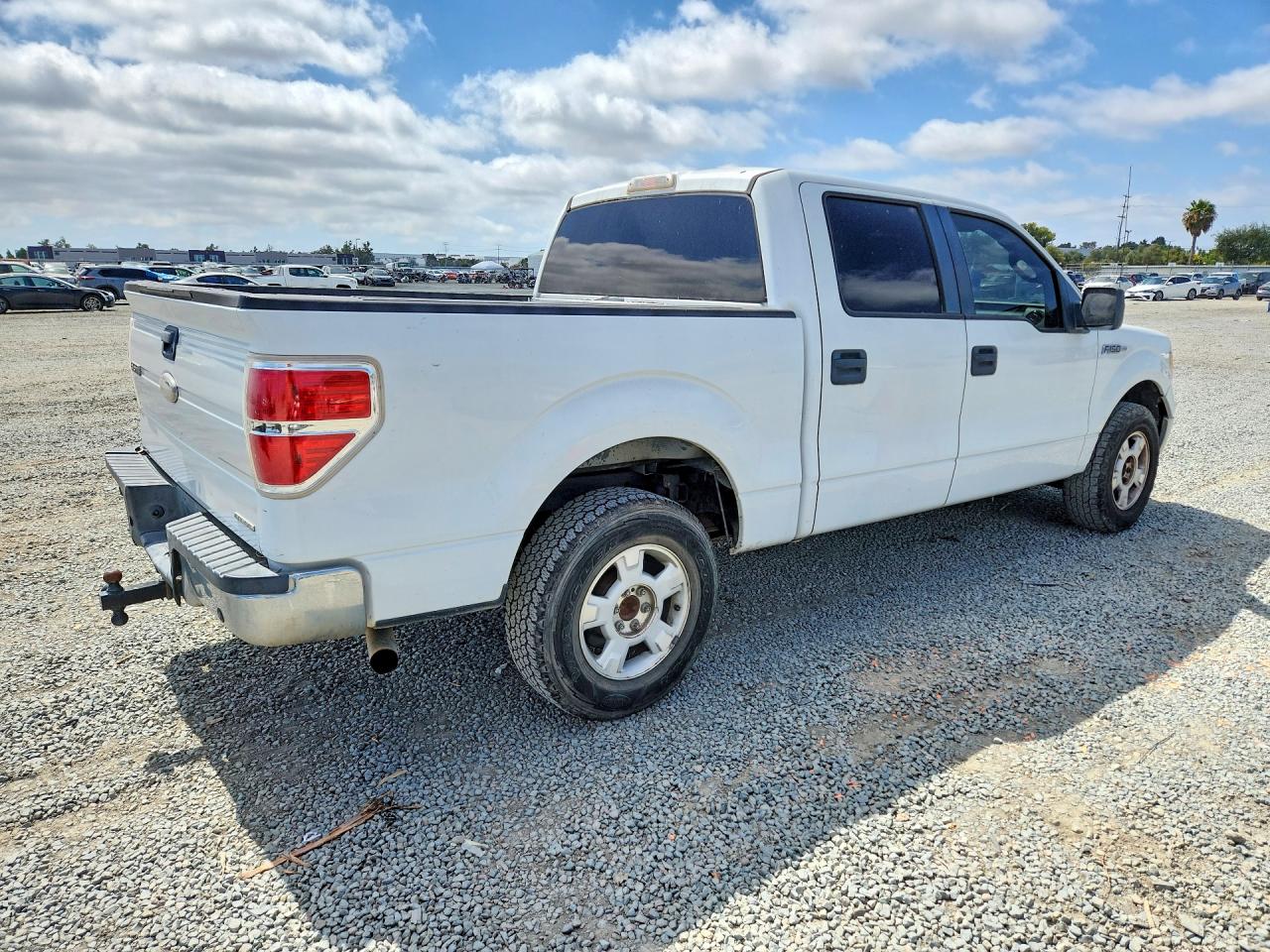 2011 Ford F150 Supercrew Белый vin: 1FTFW1CF1BKE19027