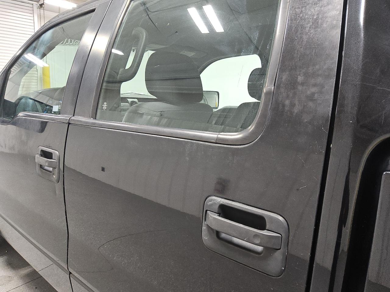 2013 Ford F150 Supercrew Black vin: 1FTFW1CF1DFA64663 Damage: Left Rear Door, Oxidized, > 12 Inches