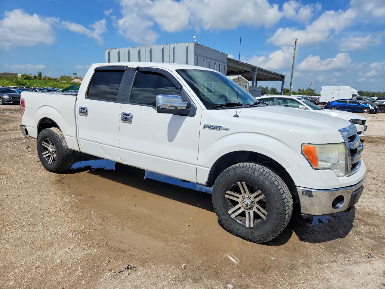 2013 Ford F150 Supercrew White vin: 1FTFW1CF1DFA93418