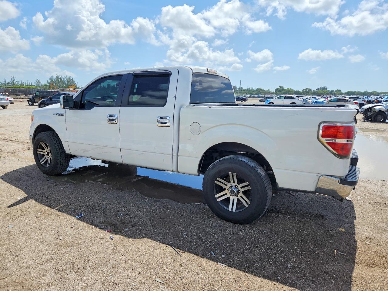 2013 Ford F150 Supercrew White vin: 1FTFW1CF1DFA93418