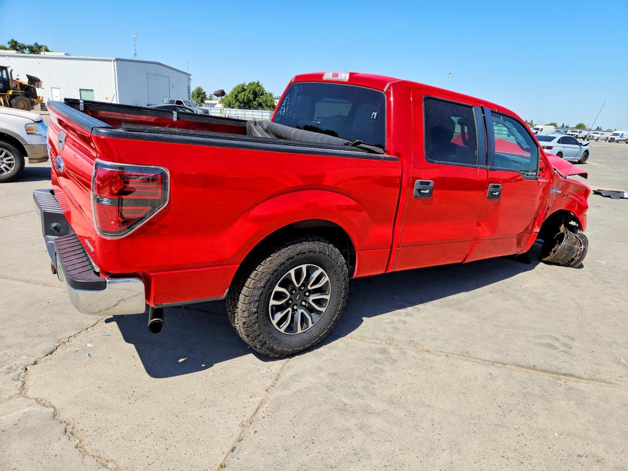 2013 Ford F150 Supercrew Red vin: 1FTFW1CF1DFB98962
