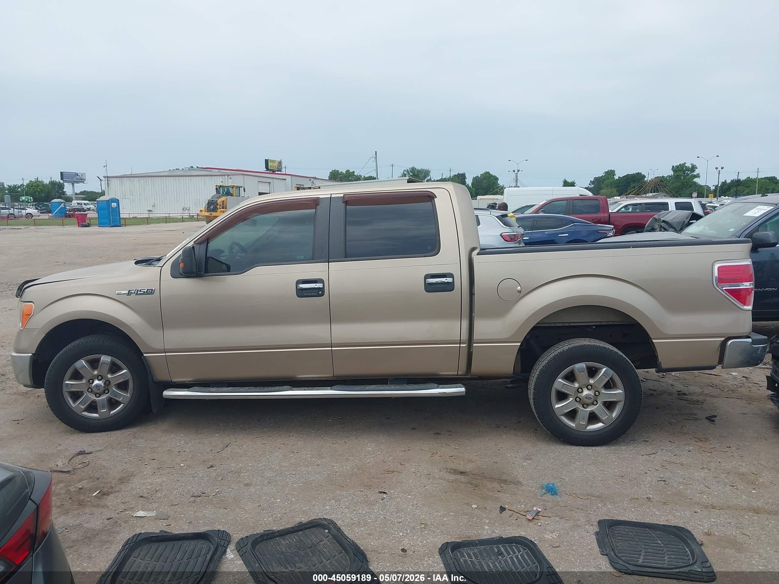 2013 Ford F-150 Xlt Beige vin: 1FTFW1CF1DFC71151