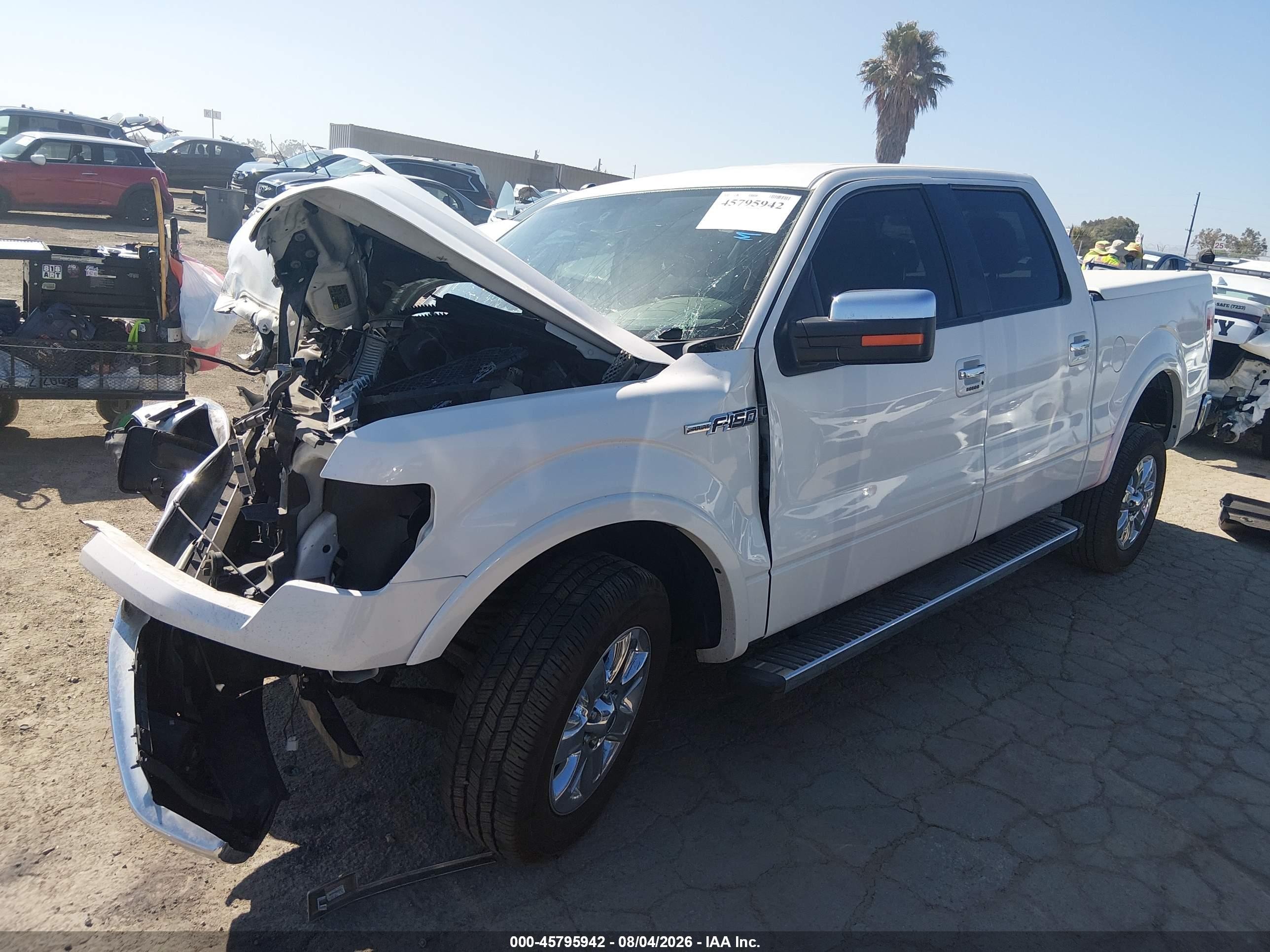 2013 Ford F-150 Lariat White vin: 1FTFW1CF1DKE98797