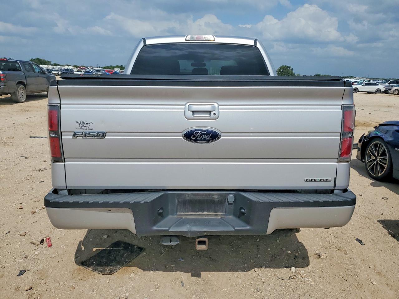 2014 Ford F150 Supercrew Серебряный vin: 1FTFW1CF1EKD30336