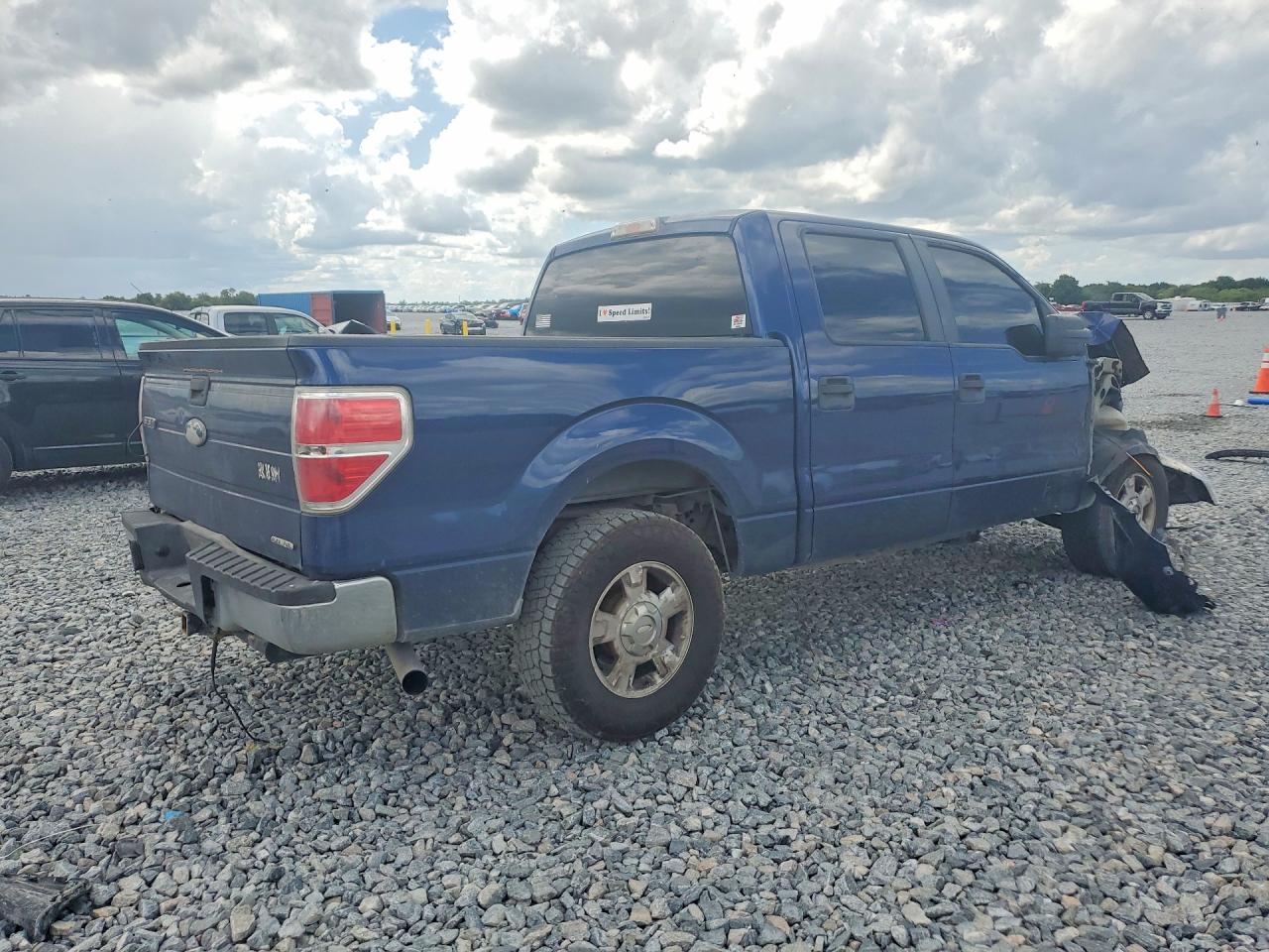 2011 Ford F150 Supercrew Blue vin: 1FTFW1CF2BFA87656
