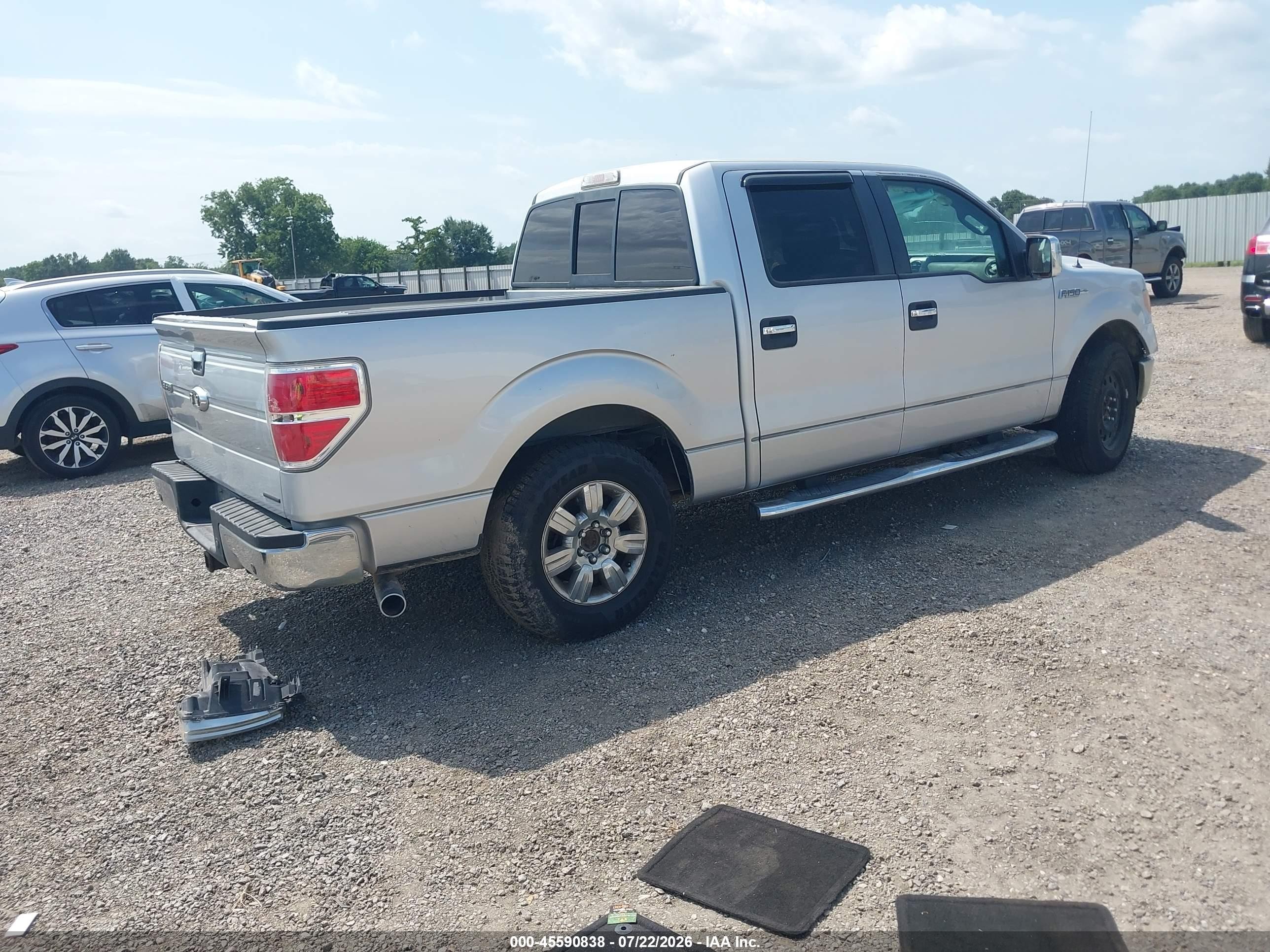 2012 Ford F-150 Xlt Silver vin: 1FTFW1CF2CKE02805