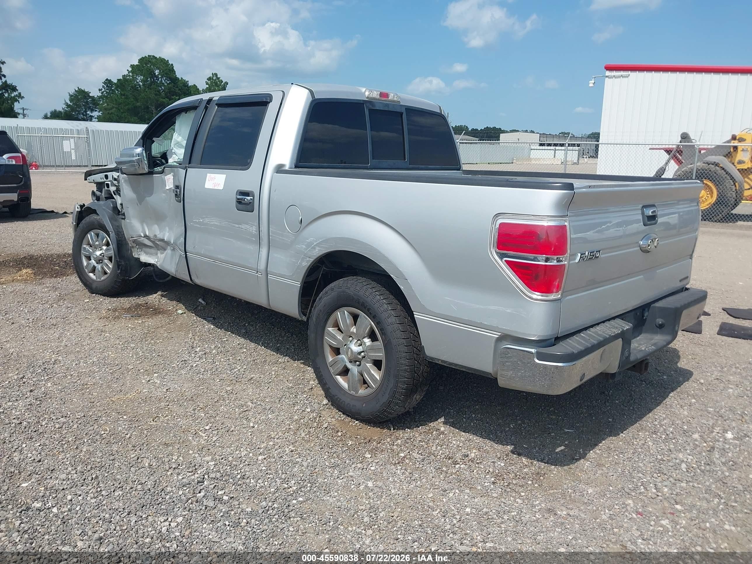 2012 Ford F-150 Xlt Silver vin: 1FTFW1CF2CKE02805
