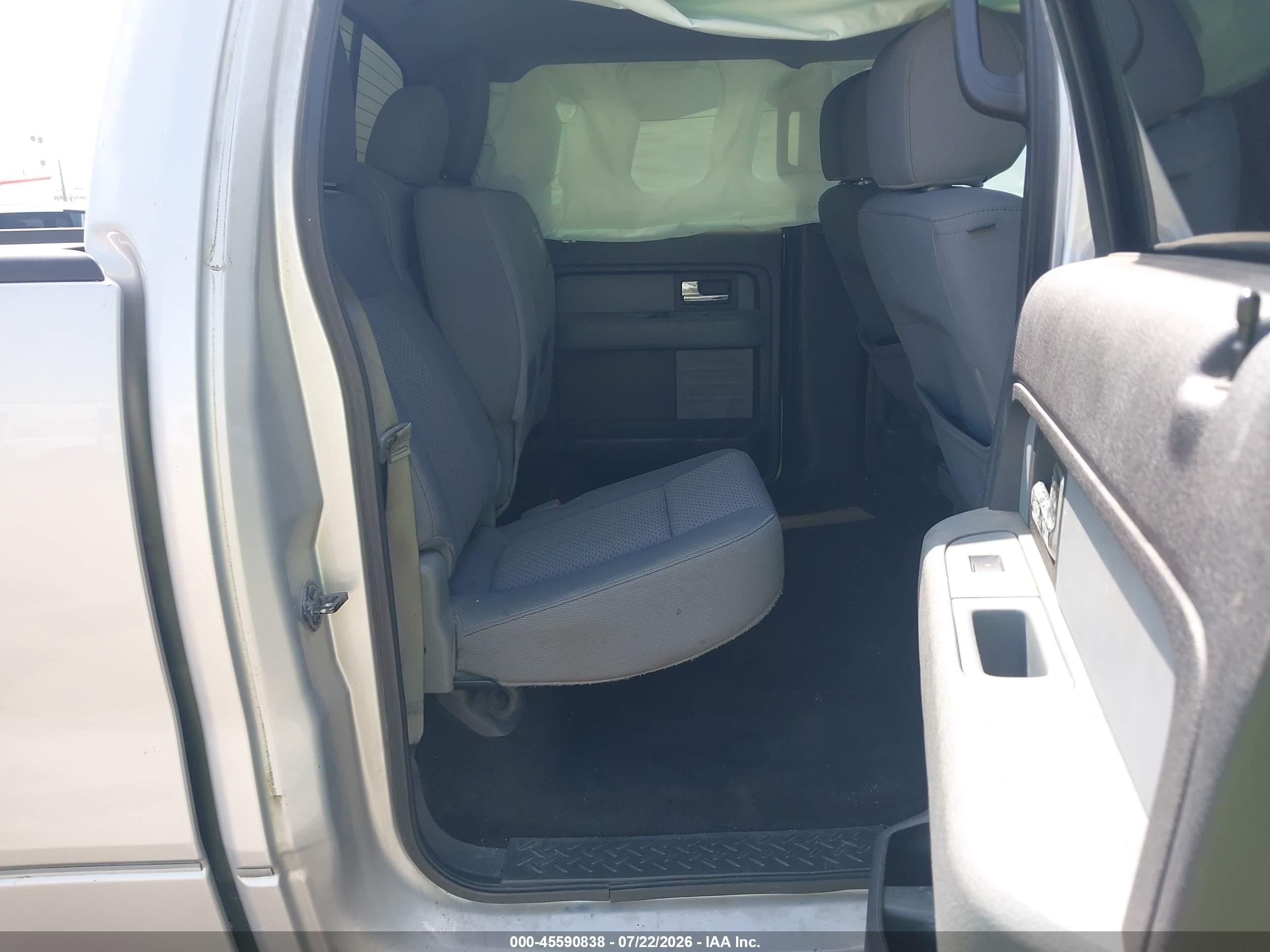 2012 Ford F-150 Xlt Silver vin: 1FTFW1CF2CKE02805