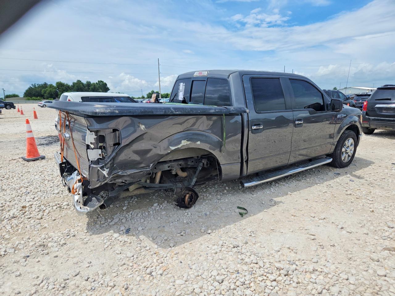 2013 Ford F150 Supercrew Gray vin: 1FTFW1CF2DKG46830