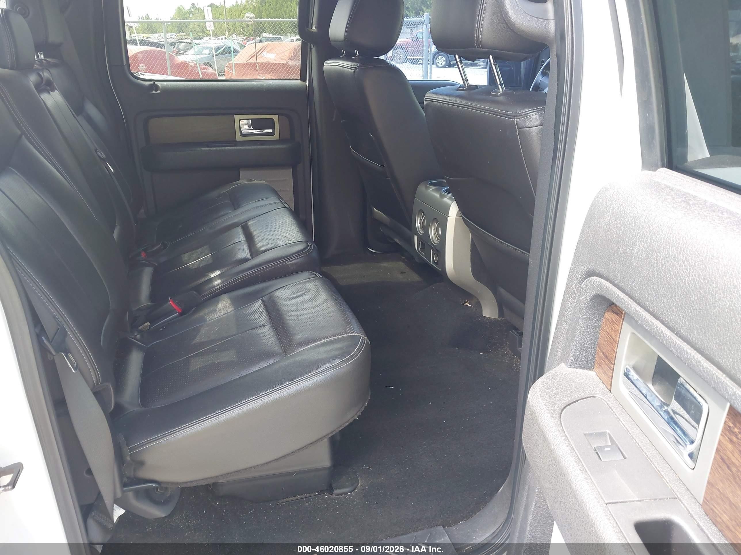 2014 Ford F-150 Lariat White vin: 1FTFW1CF2EFB32681
