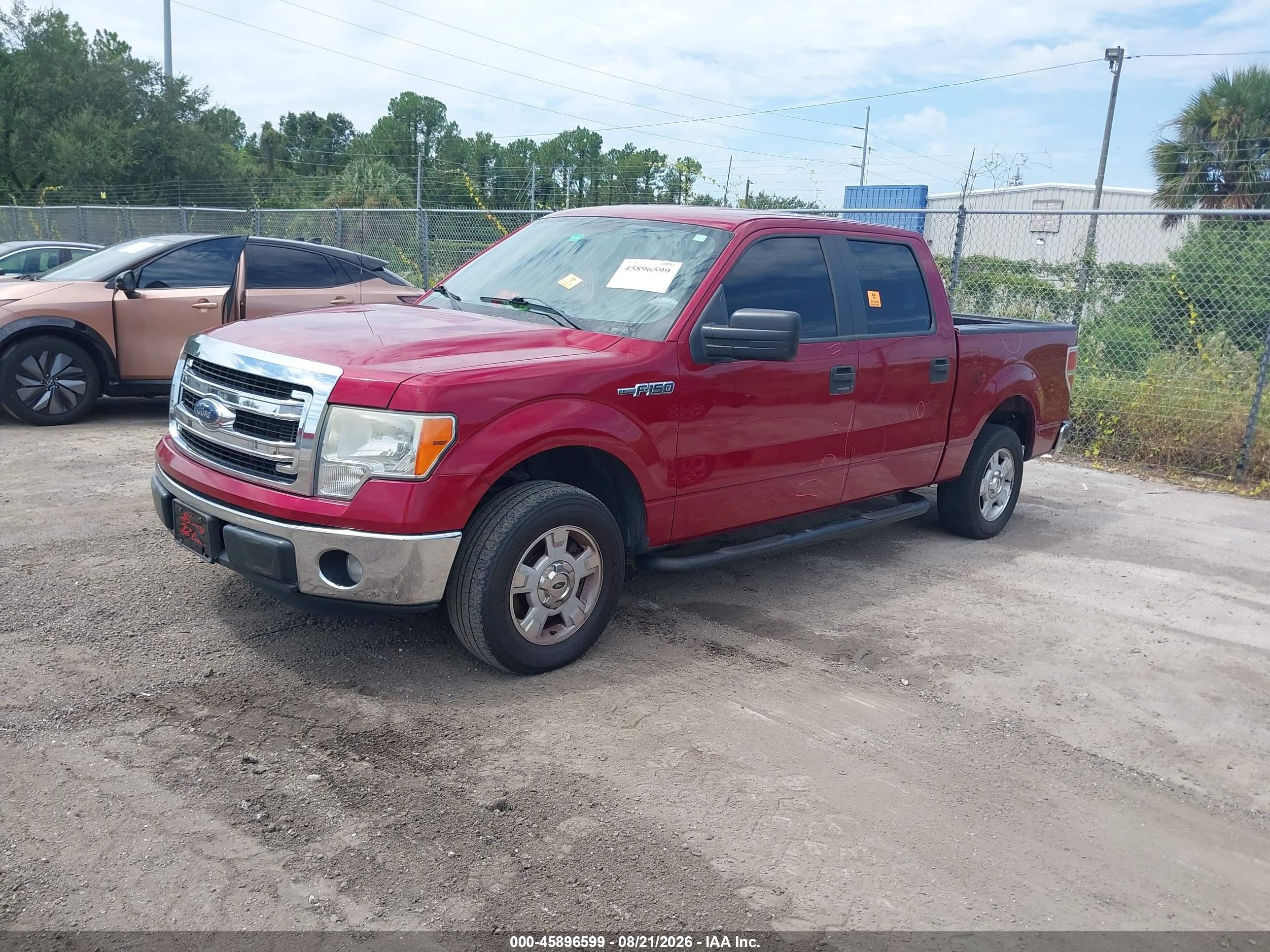 2014 Ford F-150 Xlt Red vin: 1FTFW1CF2EFB67382