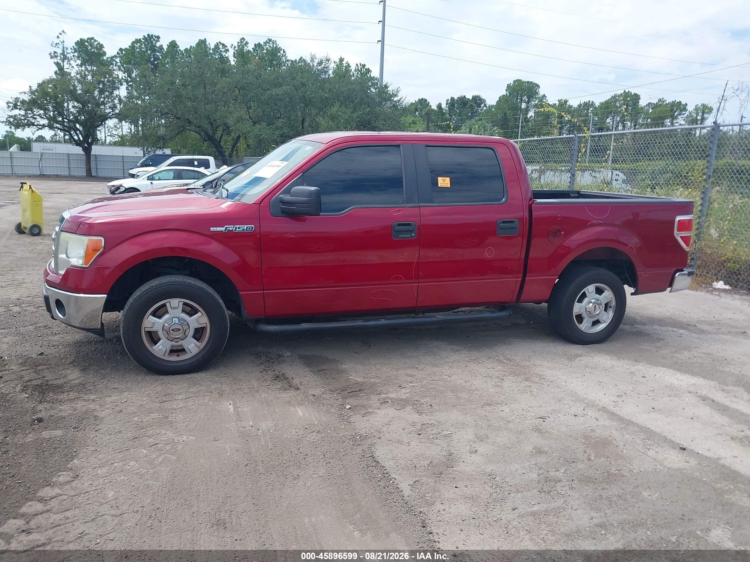 2014 Ford F-150 Xlt Red vin: 1FTFW1CF2EFB67382