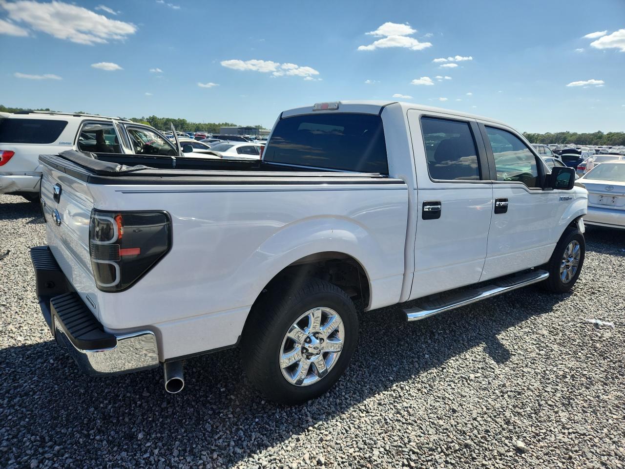 2014 Ford F150 Supercrew White vin: 1FTFW1CF2EFC05533