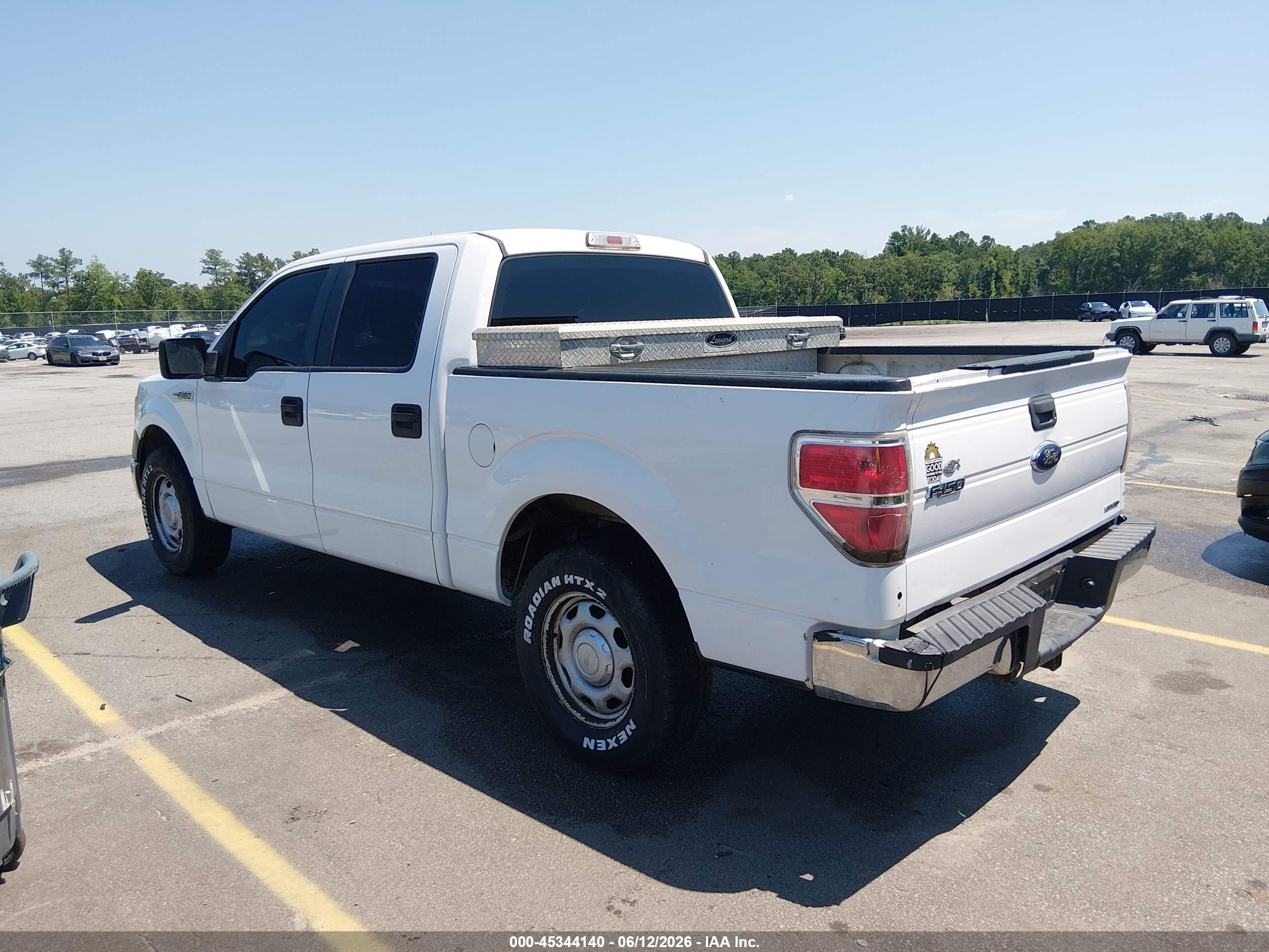 2014 Ford F-150 Xl White vin: 1FTFW1CF2EKF68227